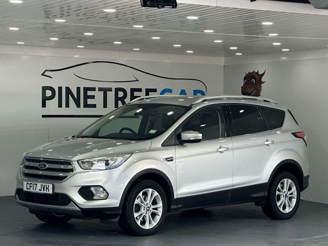A 2017 FORD KUGA TITANIUM A 2017 FORD KUGA TITANIUM