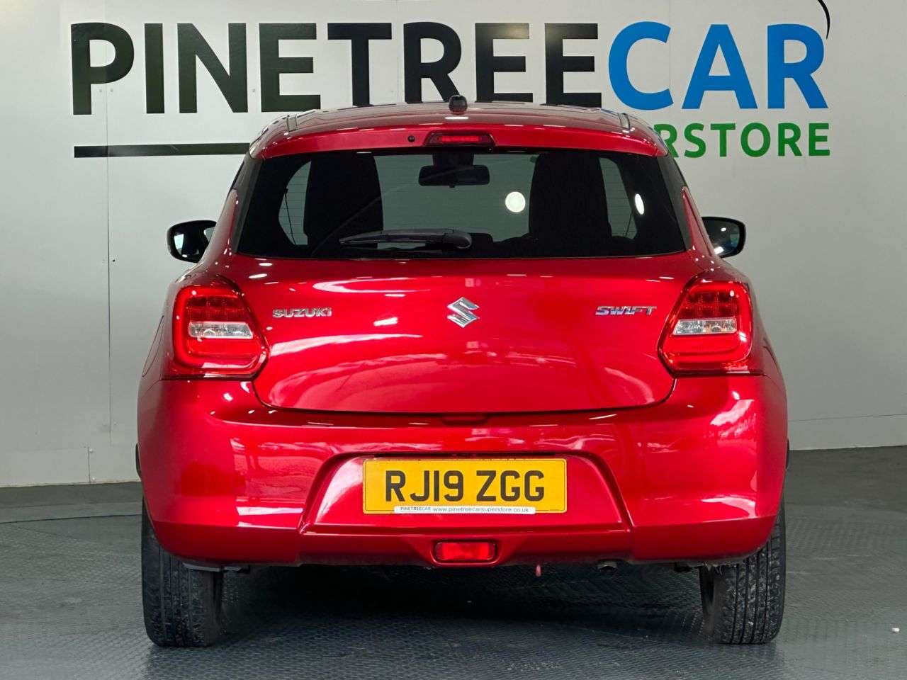 2019 SUZUKI SWIFT 2019 SUZUKI SWIFT