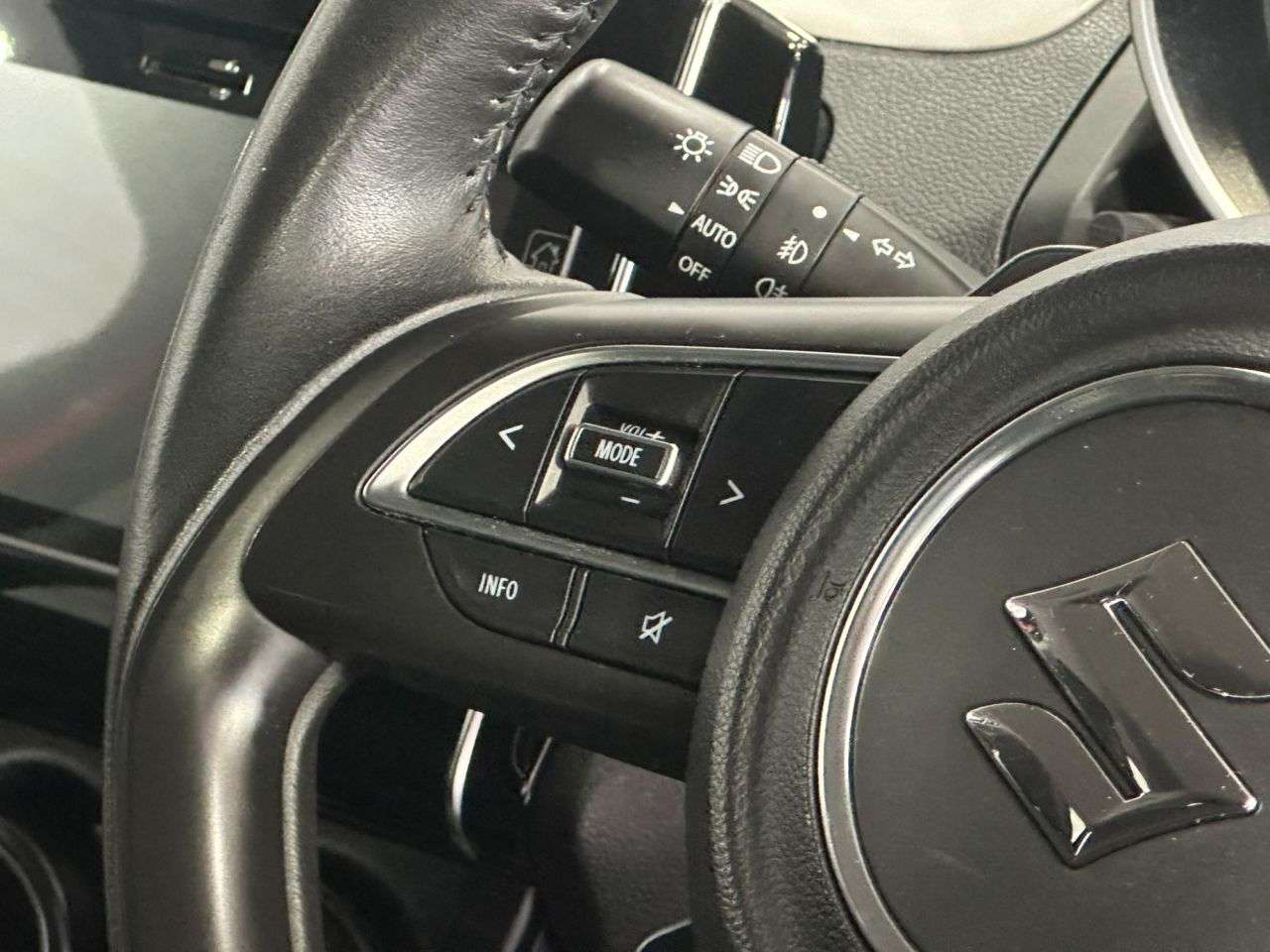 2019 SUZUKI SWIFT 2019 SUZUKI SWIFT