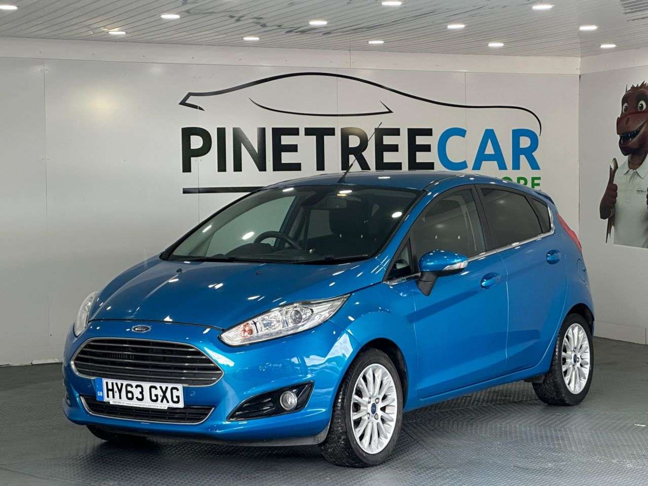 A 2013 FORD FIESTA 1.0T EcoBoost Titanium X Hatchback 5dr Petrol Manual Euro 5 (s/s) (125 ps) A 2013 FORD FIESTA 1.0T EcoBoost Titanium X Hatchback 5dr Petrol Manual Euro 5 (s/s) (125 ps)