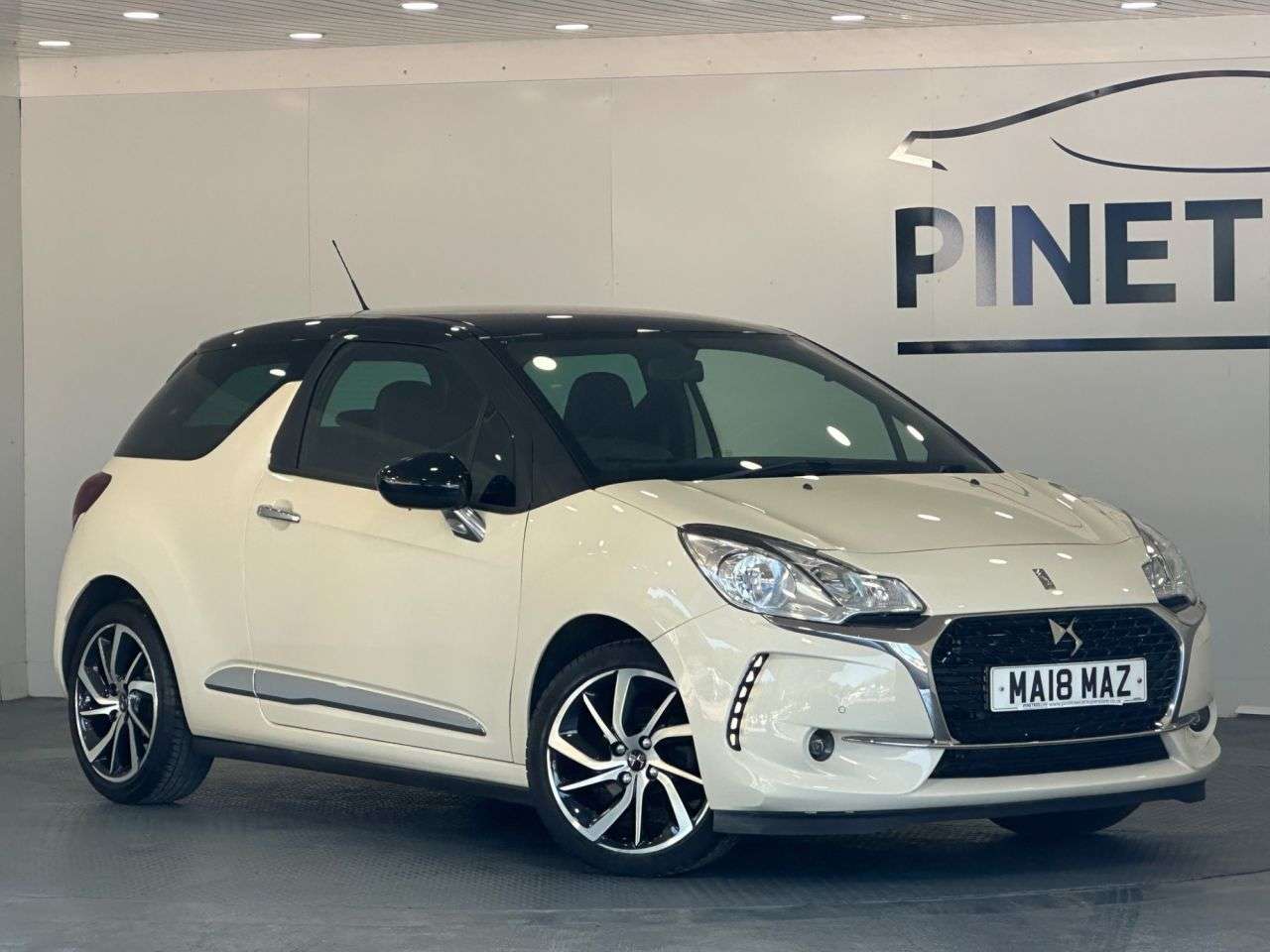 A 2018 DS AUTOMOBILES DS 3 1.2 PureTech Parthenon Cream Hatchback 3dr Petrol Manual Euro 6 (s/s) (110 A 2018 DS AUTOMOBILES DS 3 1.2 PureTech Parthenon Cream Hatchback 3dr Petrol Manual Euro 6 (s/s) (110