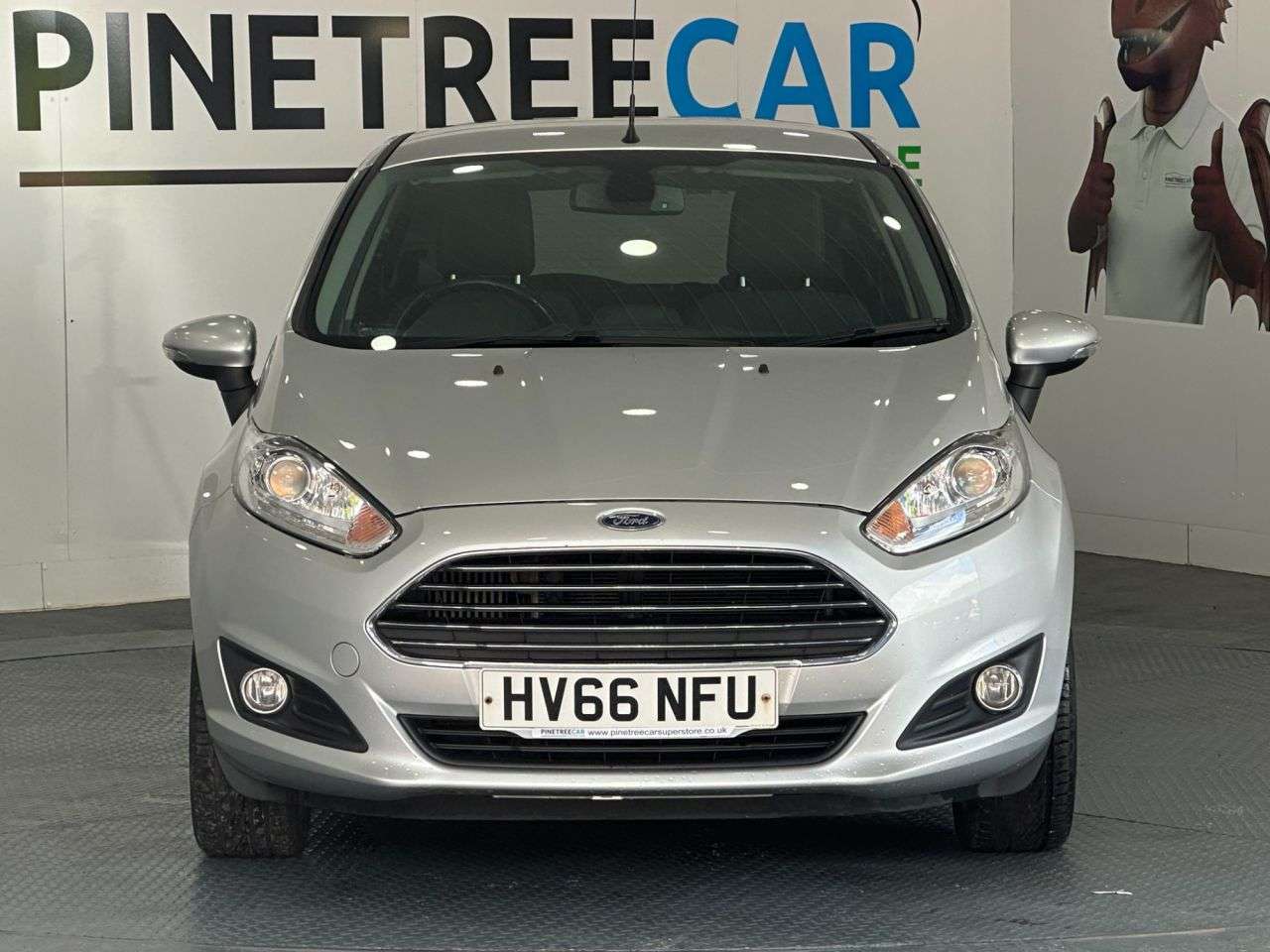 A 2016 FORD FIESTA 1.0T EcoBoost Titanium Hatchback 5dr Petrol Manual Euro 6 (s/s) (100 ps) A 2016 FORD FIESTA 1.0T EcoBoost Titanium Hatchback 5dr Petrol Manual Euro 6 (s/s) (100 ps)