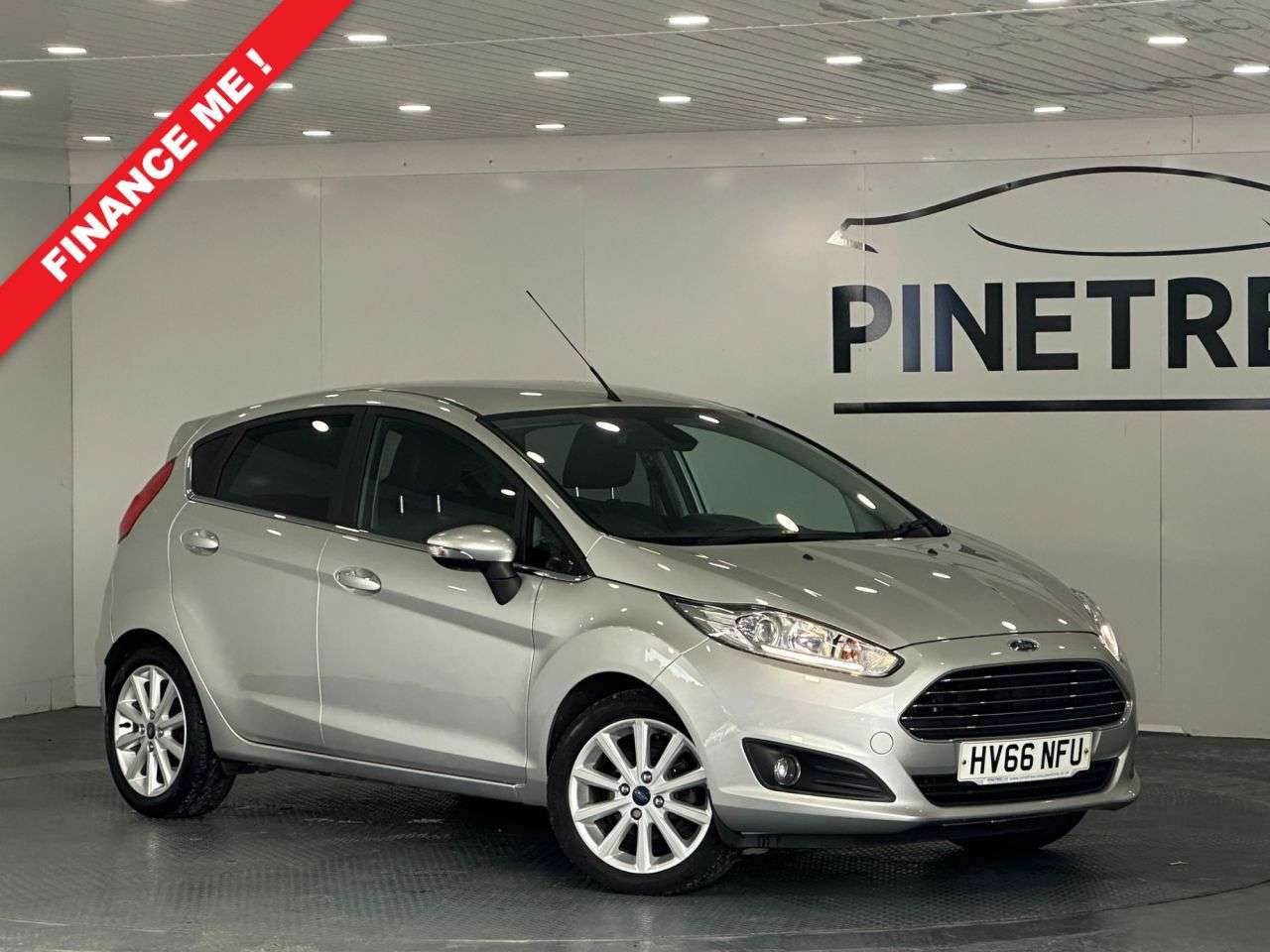 A 2016 FORD FIESTA 1.0T EcoBoost Titanium Hatchback 5dr Petrol Manual Euro 6 (s/s) (100 ps) A 2016 FORD FIESTA 1.0T EcoBoost Titanium Hatchback 5dr Petrol Manual Euro 6 (s/s) (100 ps)