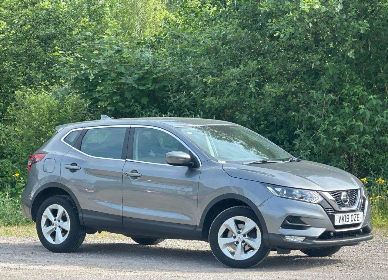 A 2019 NISSAN QASHQAI 1.3 DIG-T Acenta Premium SUV 5dr Petrol Manual Euro 6 (s/s) (140 ps) A 2019 NISSAN QASHQAI 1.3 DIG-T Acenta Premium SUV 5dr Petrol Manual Euro 6 (s/s) (140 ps)