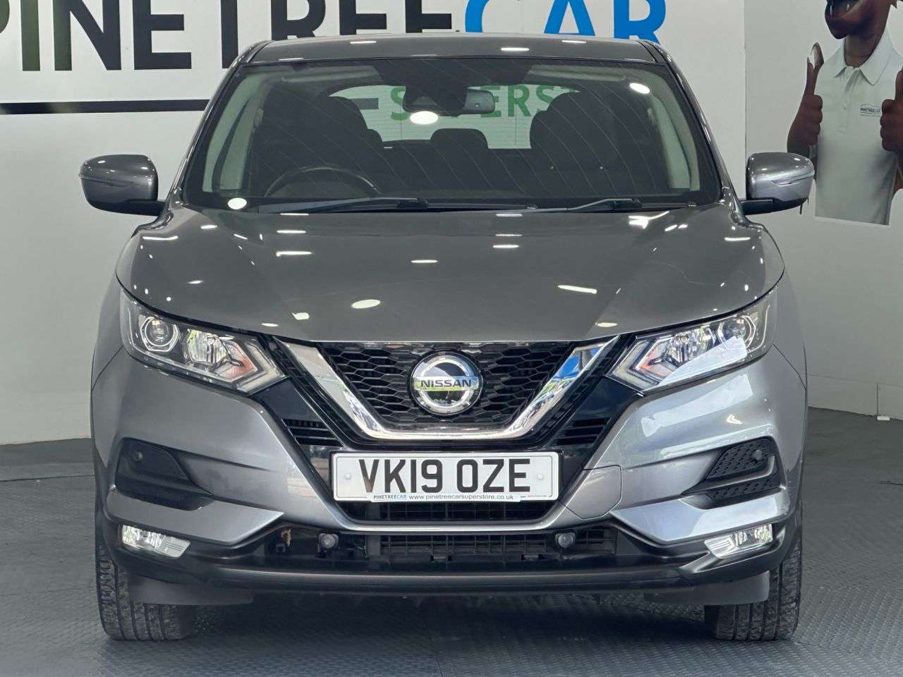 A 2019 NISSAN QASHQAI 1.3 DIG-T Acenta Premium SUV 5dr Petrol Manual Euro 6 (s/s) (140 ps) A 2019 NISSAN QASHQAI 1.3 DIG-T Acenta Premium SUV 5dr Petrol Manual Euro 6 (s/s) (140 ps)