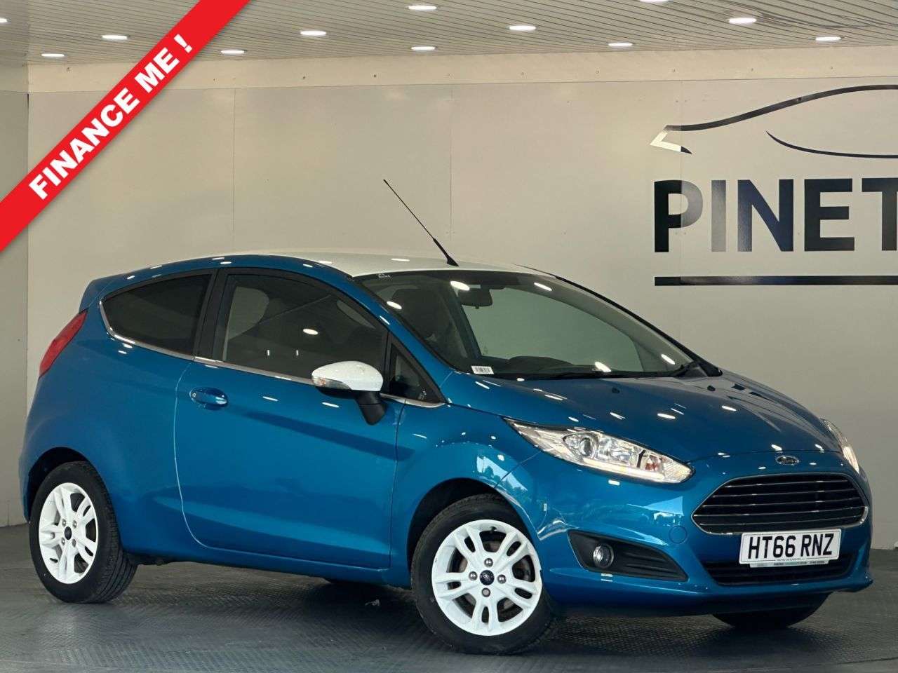 A 2017 FORD FIESTA 1.25 Zetec Blue Edition Hatchback 3dr Petrol Manual Euro 6 (82 ps) A 2017 FORD FIESTA 1.25 Zetec Blue Edition Hatchback 3dr Petrol Manual Euro 6 (82 ps)