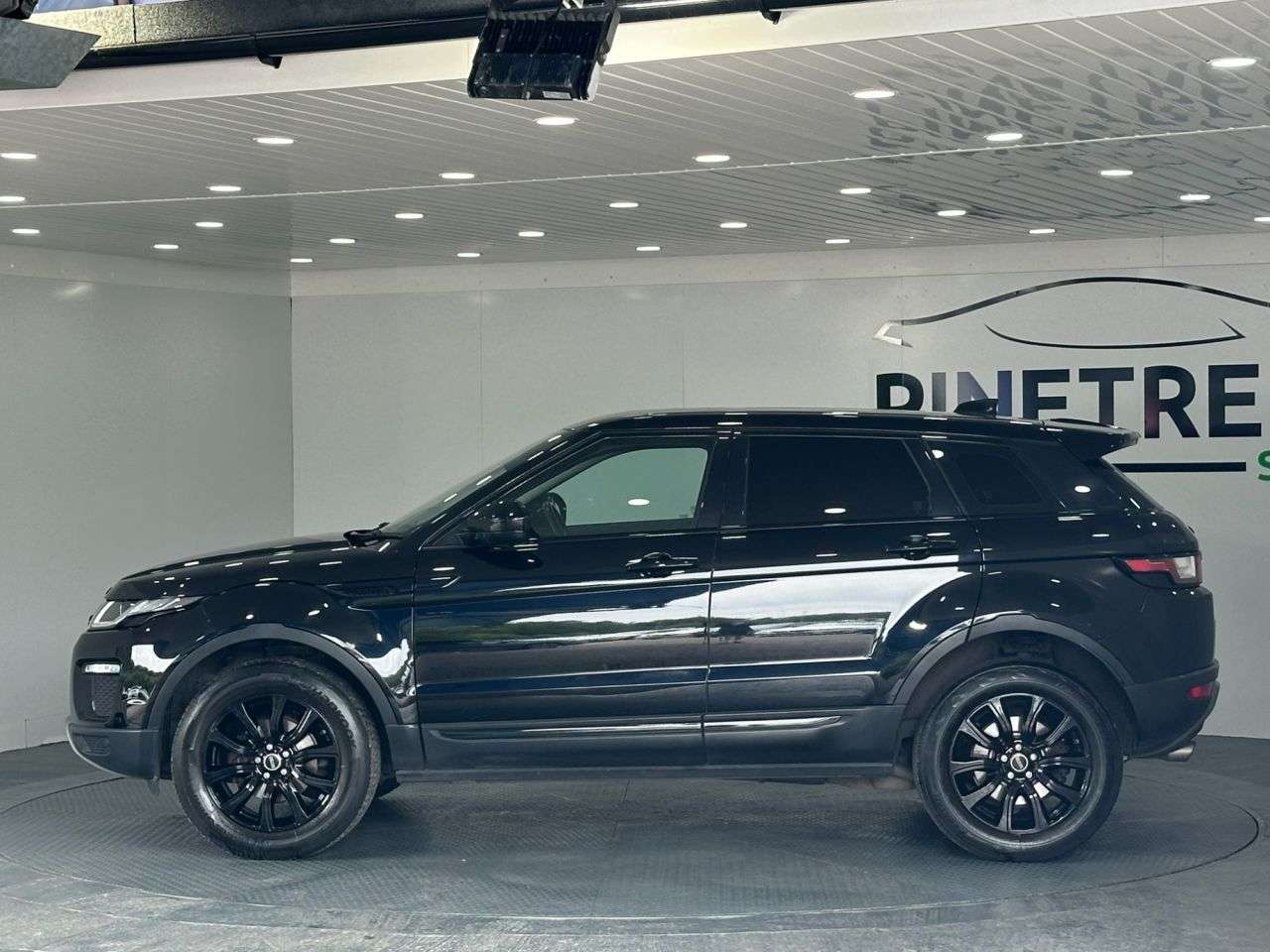 2018 LAND ROVER RANGE ROVER EVOQUE 2018 LAND ROVER RANGE ROVER EVOQUE