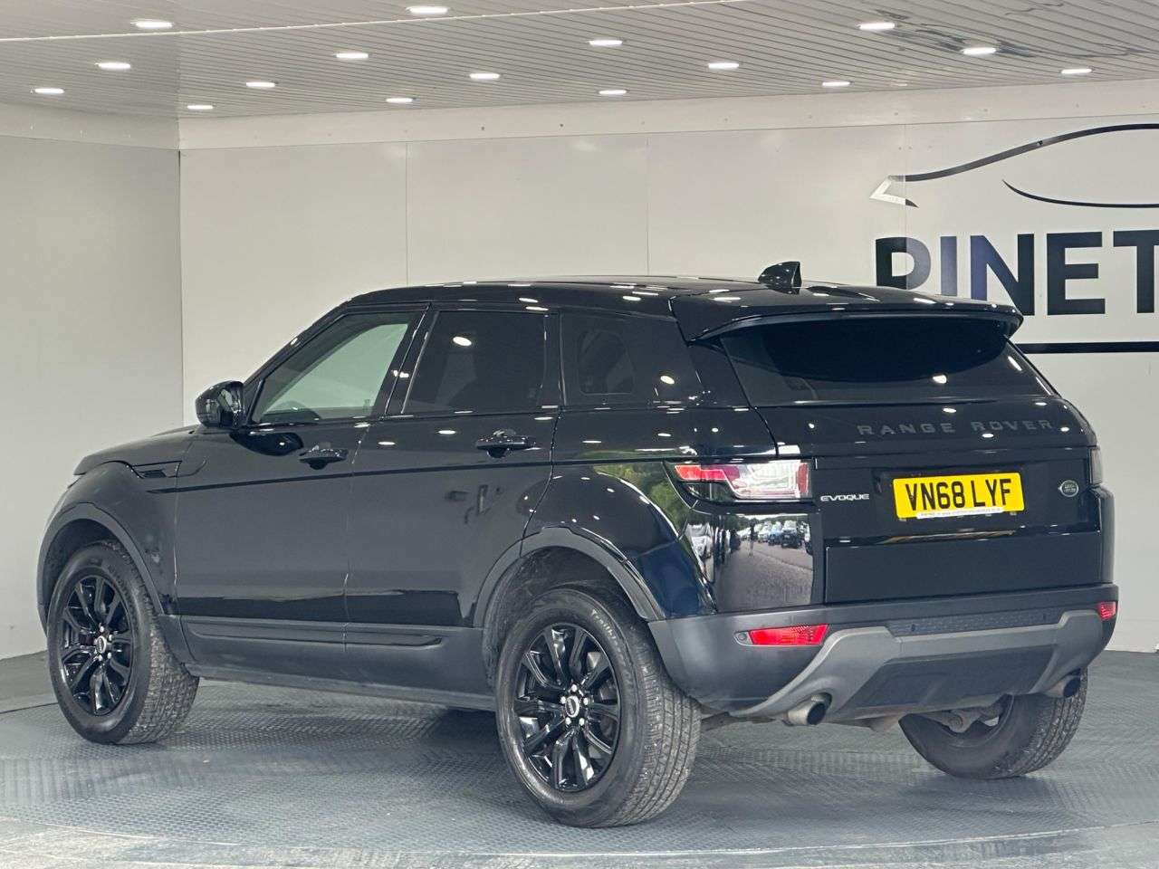 2018 LAND ROVER RANGE ROVER EVOQUE 2018 LAND ROVER RANGE ROVER EVOQUE
