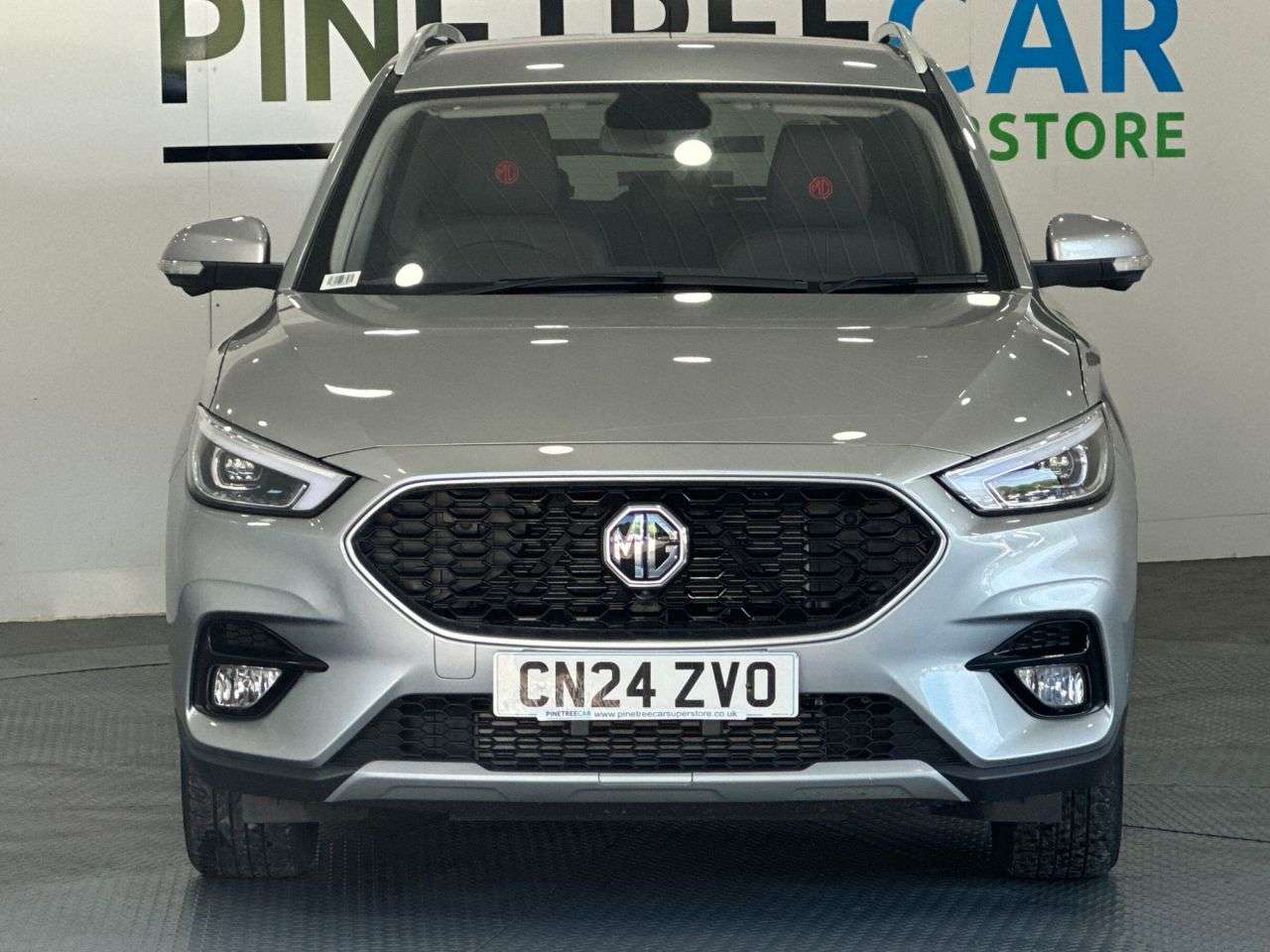 A 2024 MG MG ZS 1.0 T-GDI Exclusive SUV 5dr Petrol Auto Euro 6 (111 ps) A 2024 MG MG ZS 1.0 T-GDI Exclusive SUV 5dr Petrol Auto Euro 6 (111 ps)
