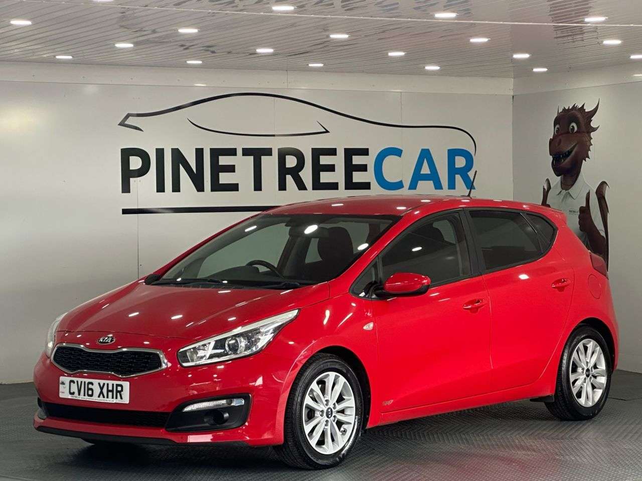 A 2016 KIA CEED 1.4 SR7 Hatchback 5dr Petrol Manual Euro 6 (98 bhp) A 2016 KIA CEED 1.4 SR7 Hatchback 5dr Petrol Manual Euro 6 (98 bhp)