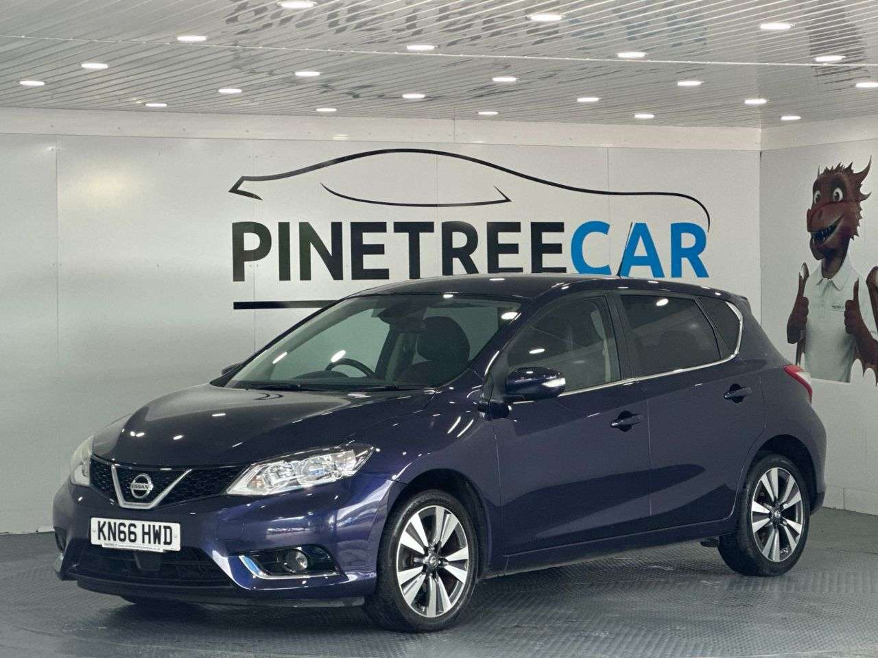 A 2016 NISSAN PULSAR 1.2 DIG-T N-Connecta Hatchback 5dr Petrol Manual Euro 6 (s/s) (115 ps) A 2016 NISSAN PULSAR 1.2 DIG-T N-Connecta Hatchback 5dr Petrol Manual Euro 6 (s/s) (115 ps)