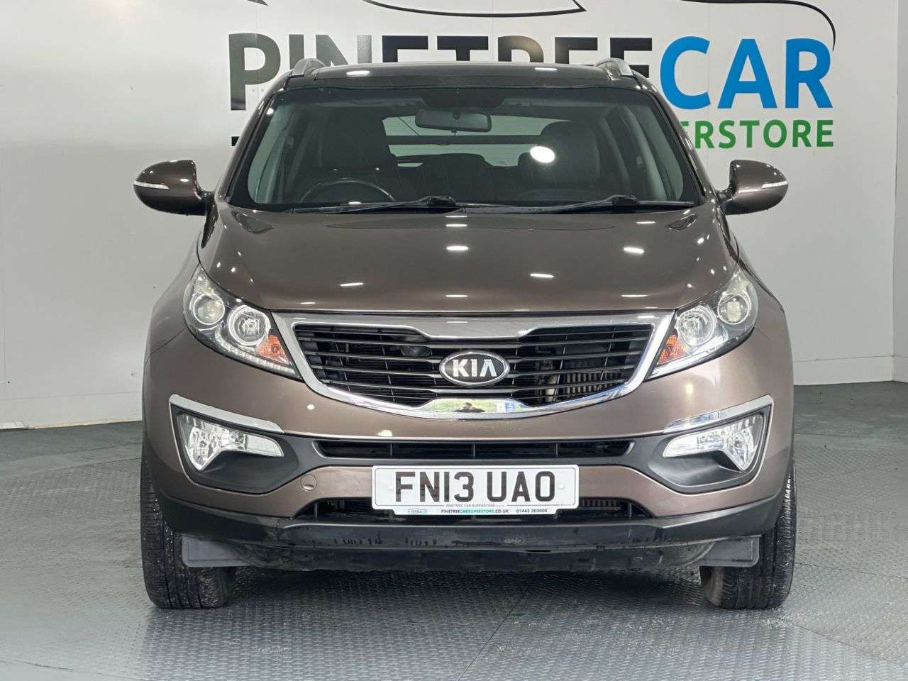 A 2013 KIA SPORTAGE 1.7 CRDi EcoDynamics 2 SUV 5dr Diesel Manual 2WD Euro 5 (s/s) (114 bhp) A 2013 KIA SPORTAGE 1.7 CRDi EcoDynamics 2 SUV 5dr Diesel Manual 2WD Euro 5 (s/s) (114 bhp)