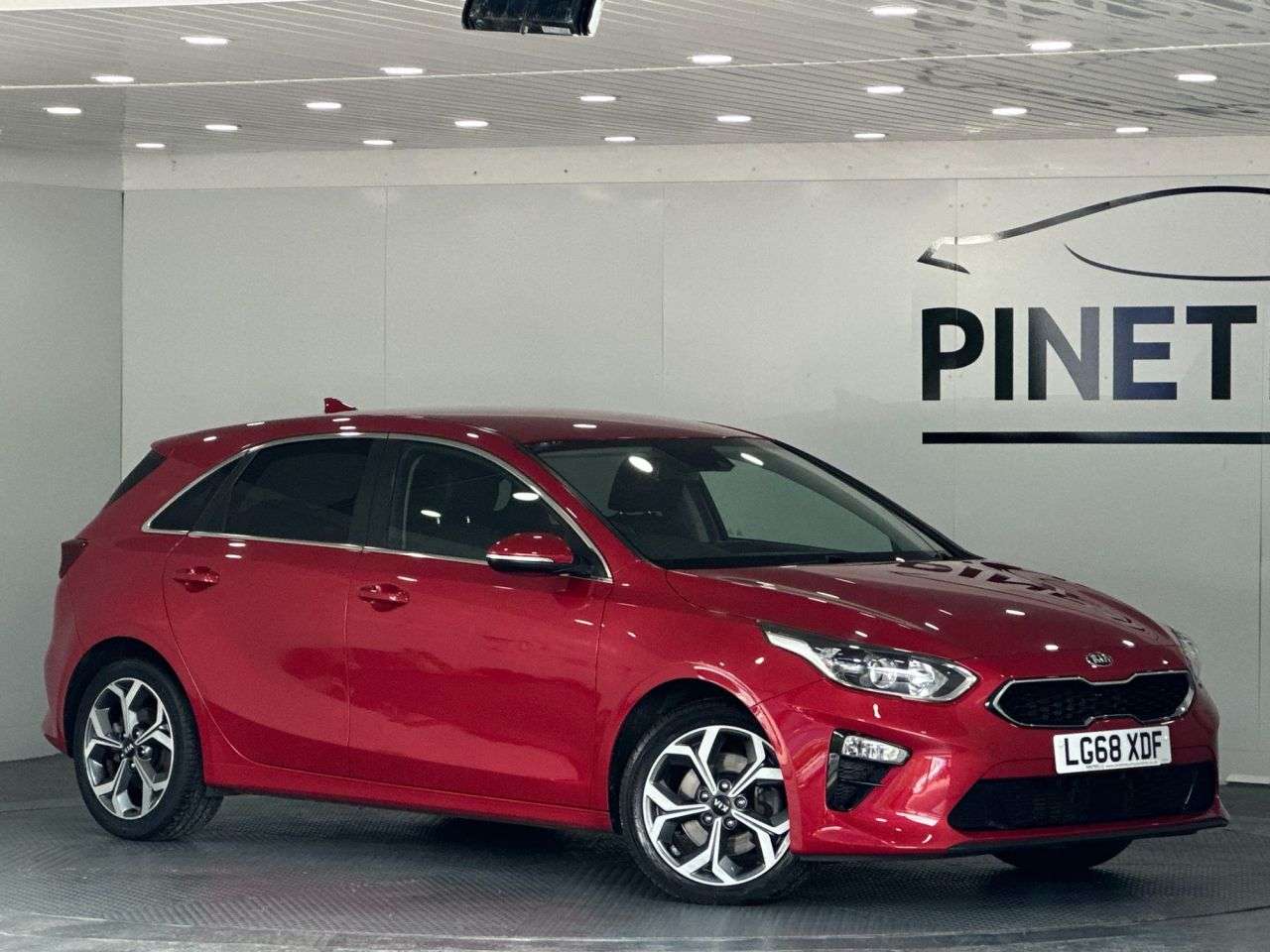 A 2018 KIA CEED 1.4 T-GDi 3 Hatchback 5dr Petrol Manual Euro 6 (s/s) (138 bhp) A 2018 KIA CEED 1.4 T-GDi 3 Hatchback 5dr Petrol Manual Euro 6 (s/s) (138 bhp)