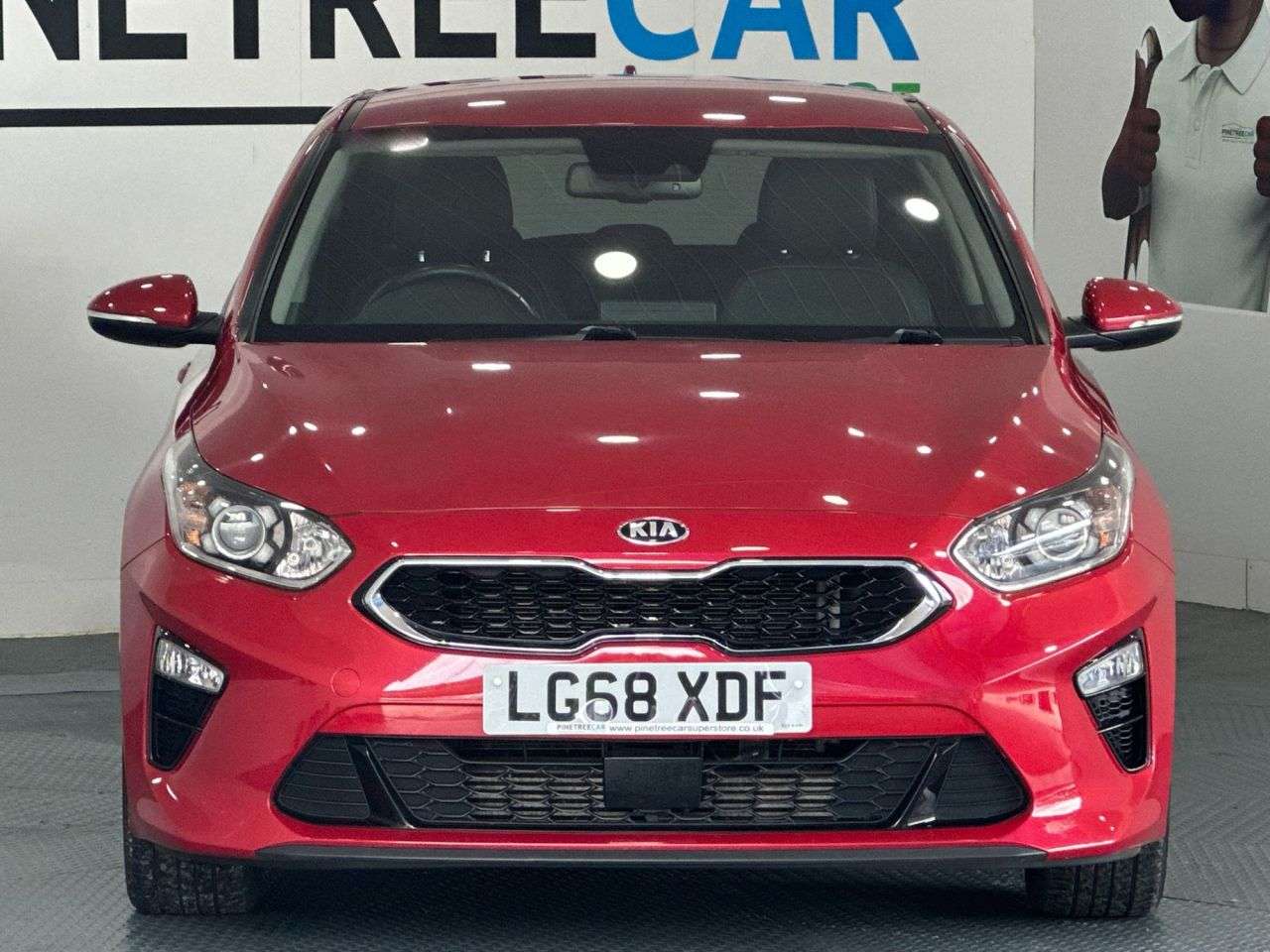 A 2018 KIA CEED 1.4 T-GDi 3 Hatchback 5dr Petrol Manual Euro 6 (s/s) (138 bhp) A 2018 KIA CEED 1.4 T-GDi 3 Hatchback 5dr Petrol Manual Euro 6 (s/s) (138 bhp)
