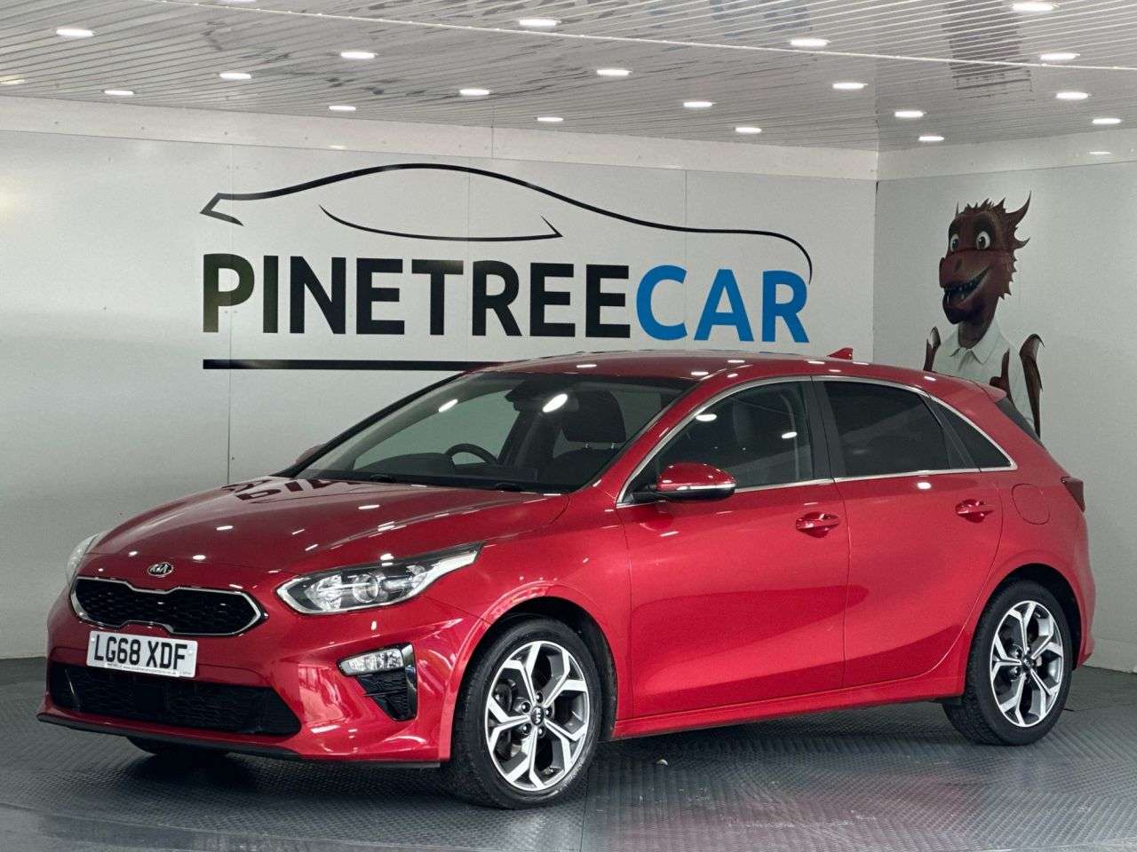 A 2018 KIA CEED 1.4 T-GDi 3 Hatchback 5dr Petrol Manual Euro 6 (s/s) (138 bhp) A 2018 KIA CEED 1.4 T-GDi 3 Hatchback 5dr Petrol Manual Euro 6 (s/s) (138 bhp)