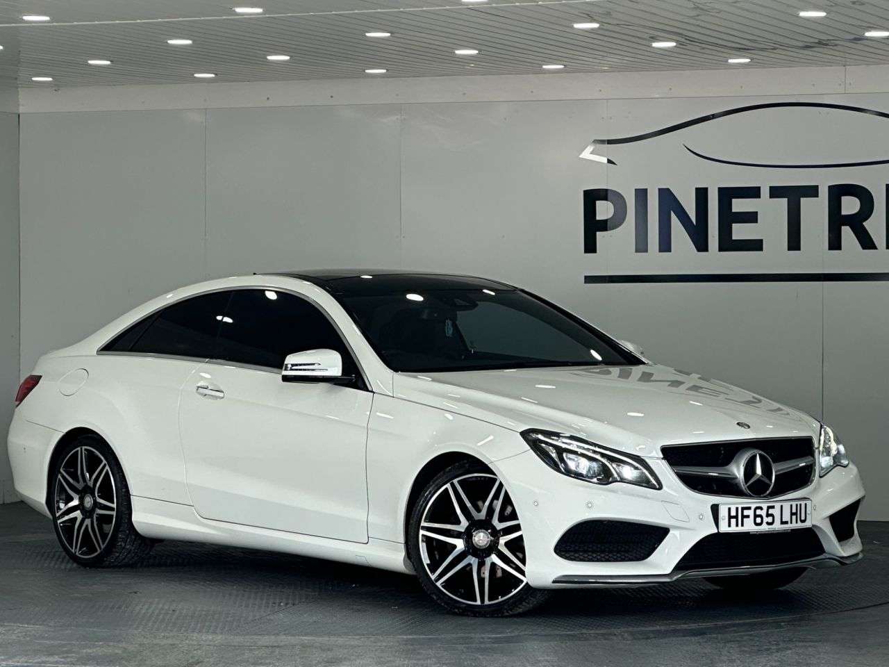 A 2015 MERCEDES-BENZ E-CLASS 2.0 E200 AMG Line (Premium) Coupe 2dr Petrol G-Tronic+ Euro 6 (s/s) (184 ps A 2015 MERCEDES-BENZ E-CLASS 2.0 E200 AMG Line (Premium) Coupe 2dr Petrol G-Tronic+ Euro 6 (s/s) (184 ps