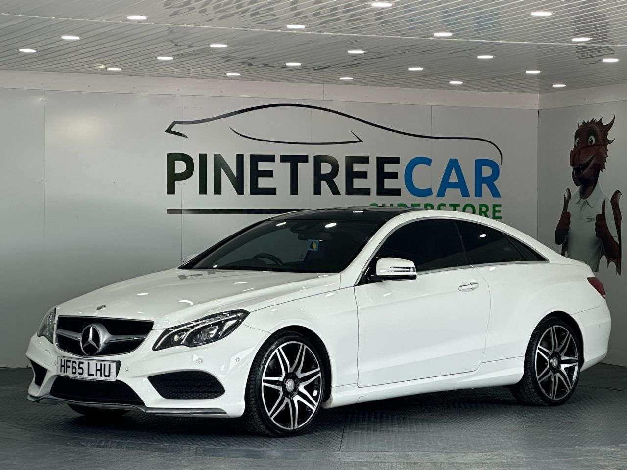 A 2015 MERCEDES-BENZ E-CLASS 2.0 E200 AMG Line (Premium) Coupe 2dr Petrol G-Tronic+ Euro 6 (s/s) (184 ps A 2015 MERCEDES-BENZ E-CLASS 2.0 E200 AMG Line (Premium) Coupe 2dr Petrol G-Tronic+ Euro 6 (s/s) (184 ps