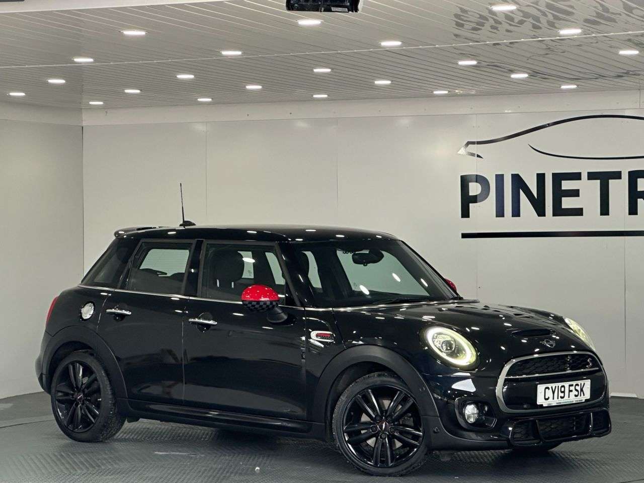 A 2019 MINI HATCH 2.0 Cooper S Sport Hatchback 5dr Petrol Manual Euro 6 (s/s) (192 ps) A 2019 MINI HATCH 2.0 Cooper S Sport Hatchback 5dr Petrol Manual Euro 6 (s/s) (192 ps)