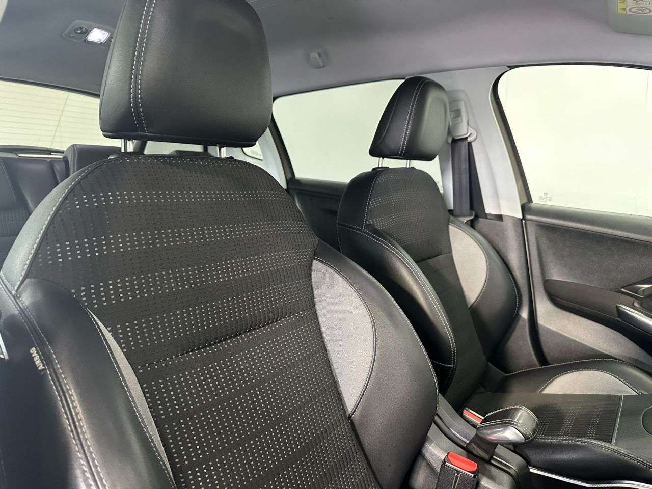2015 PEUGEOT 2008 2015 PEUGEOT 2008