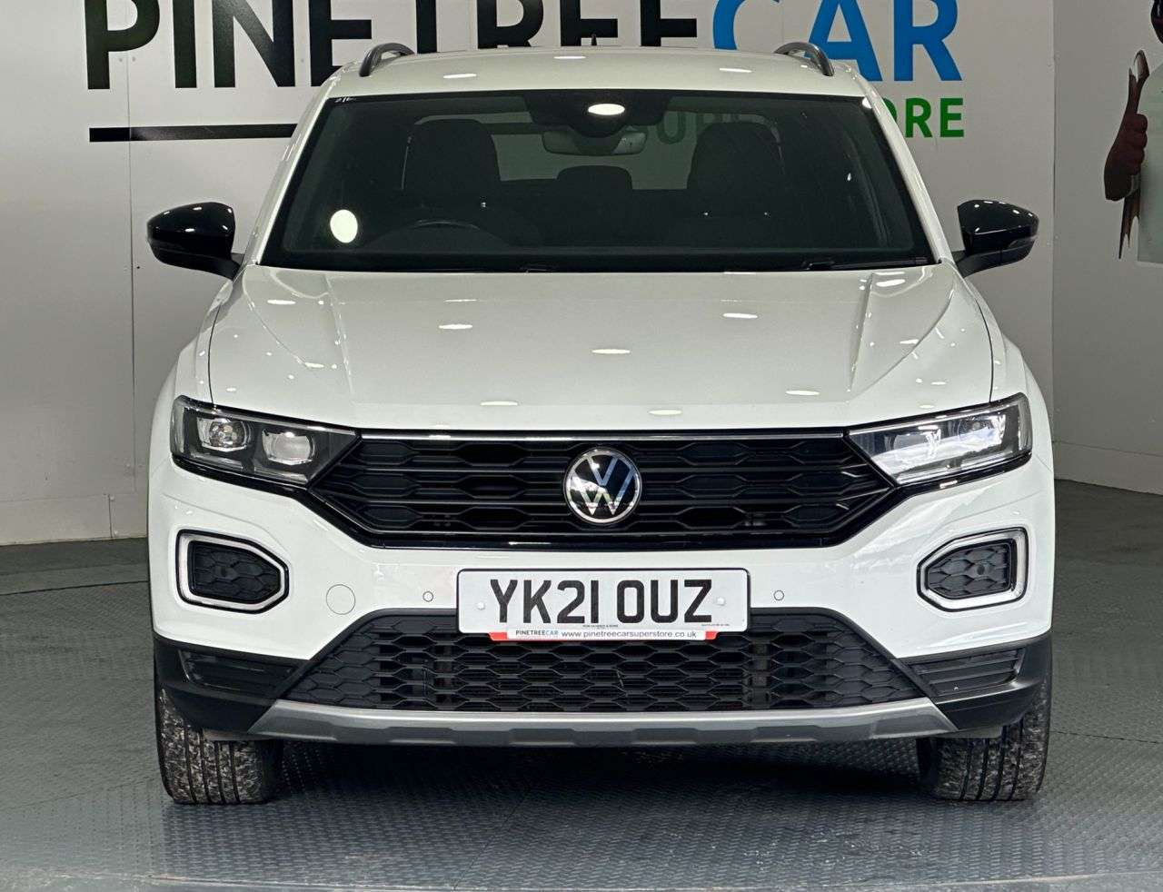 A 2021 VOLKSWAGEN T-ROC 1.5 TSI EVO Black Edition SUV 5dr Petrol Manual Euro 6 (s/s) (150 ps) A 2021 VOLKSWAGEN T-ROC 1.5 TSI EVO Black Edition SUV 5dr Petrol Manual Euro 6 (s/s) (150 ps)