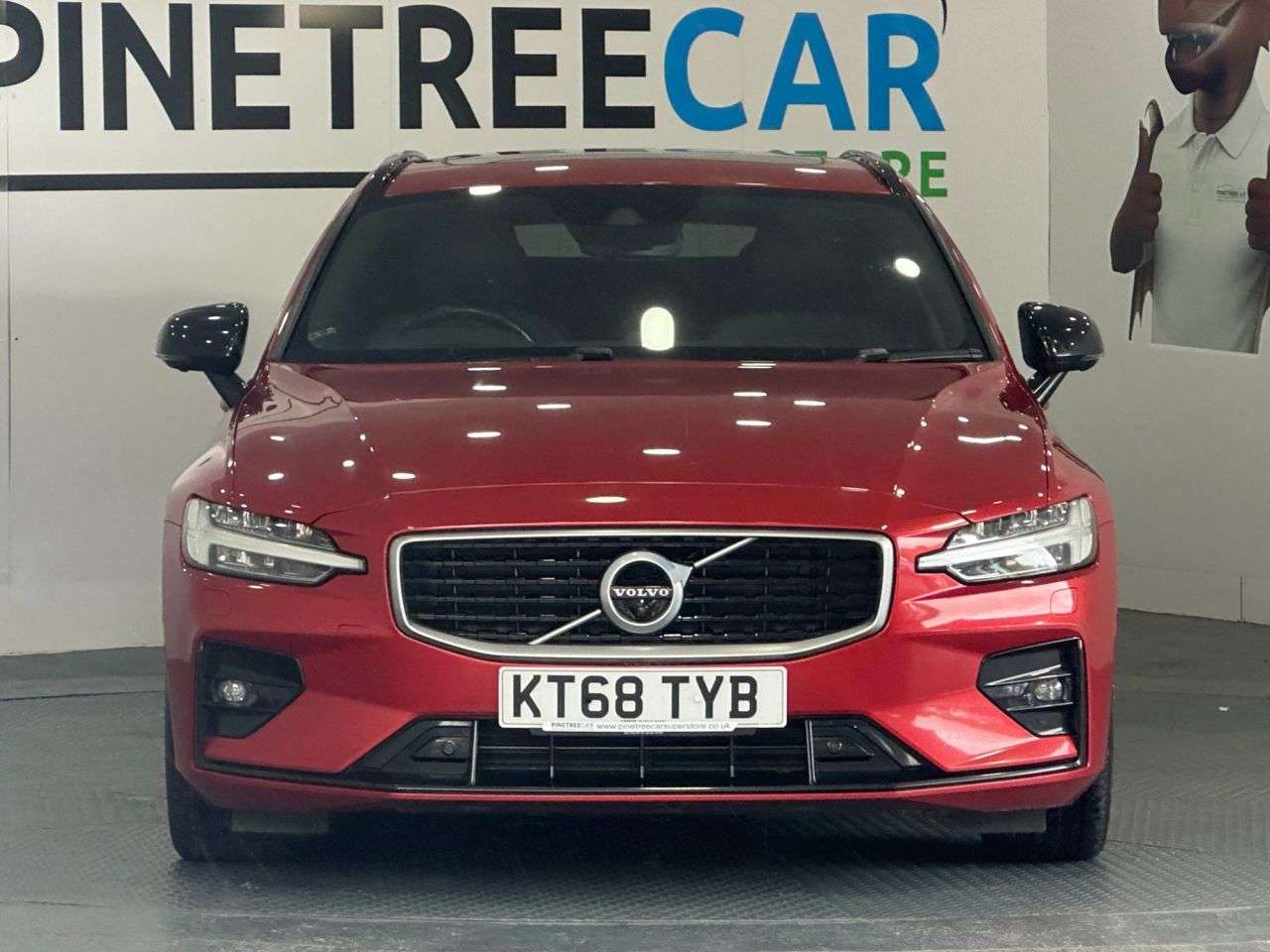 A 2019 VOLVO V60 2.0 D4 R-Design Pro Estate 5dr Diesel Auto Euro 6 (s/s) (190 ps) A 2019 VOLVO V60 2.0 D4 R-Design Pro Estate 5dr Diesel Auto Euro 6 (s/s) (190 ps)
