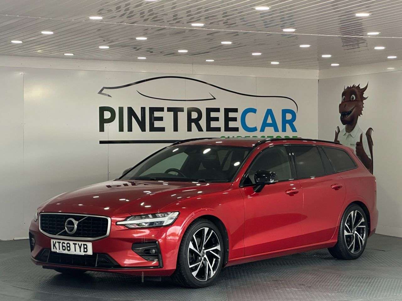 A 2019 VOLVO V60 2.0 D4 R-Design Pro Estate 5dr Diesel Auto Euro 6 (s/s) (190 ps) A 2019 VOLVO V60 2.0 D4 R-Design Pro Estate 5dr Diesel Auto Euro 6 (s/s) (190 ps)