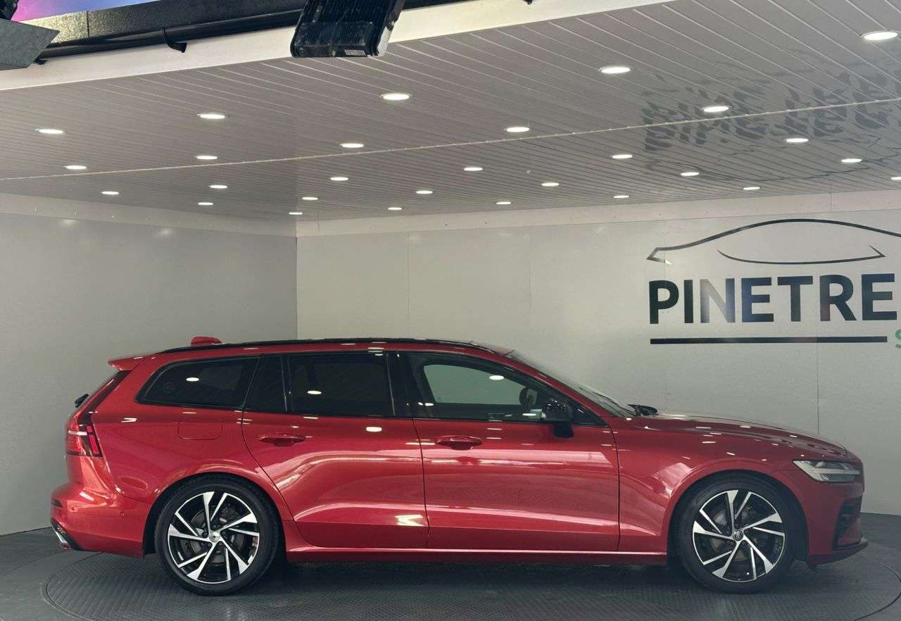 2019 VOLVO V60 2019 VOLVO V60