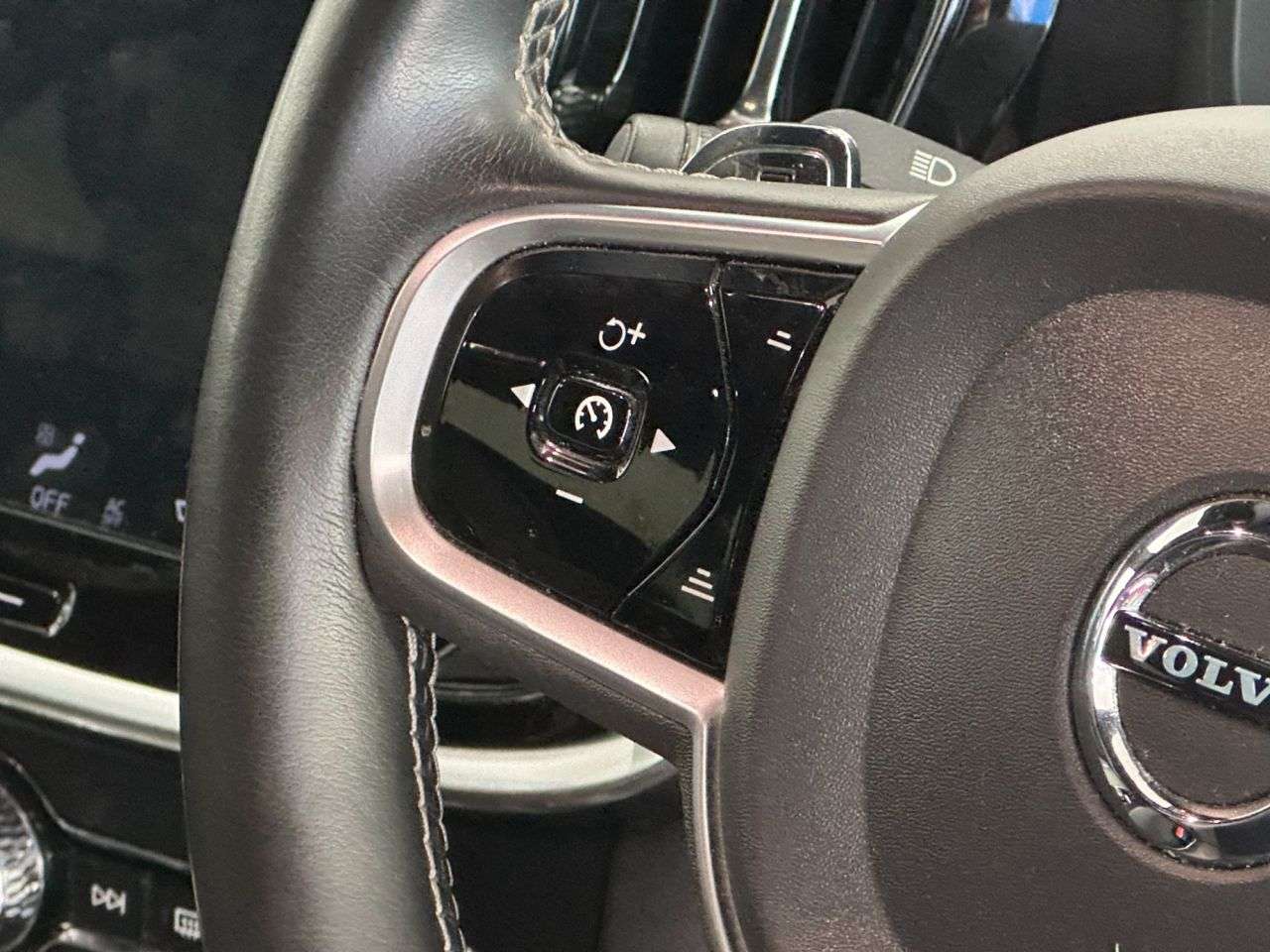 2019 VOLVO V60 2019 VOLVO V60