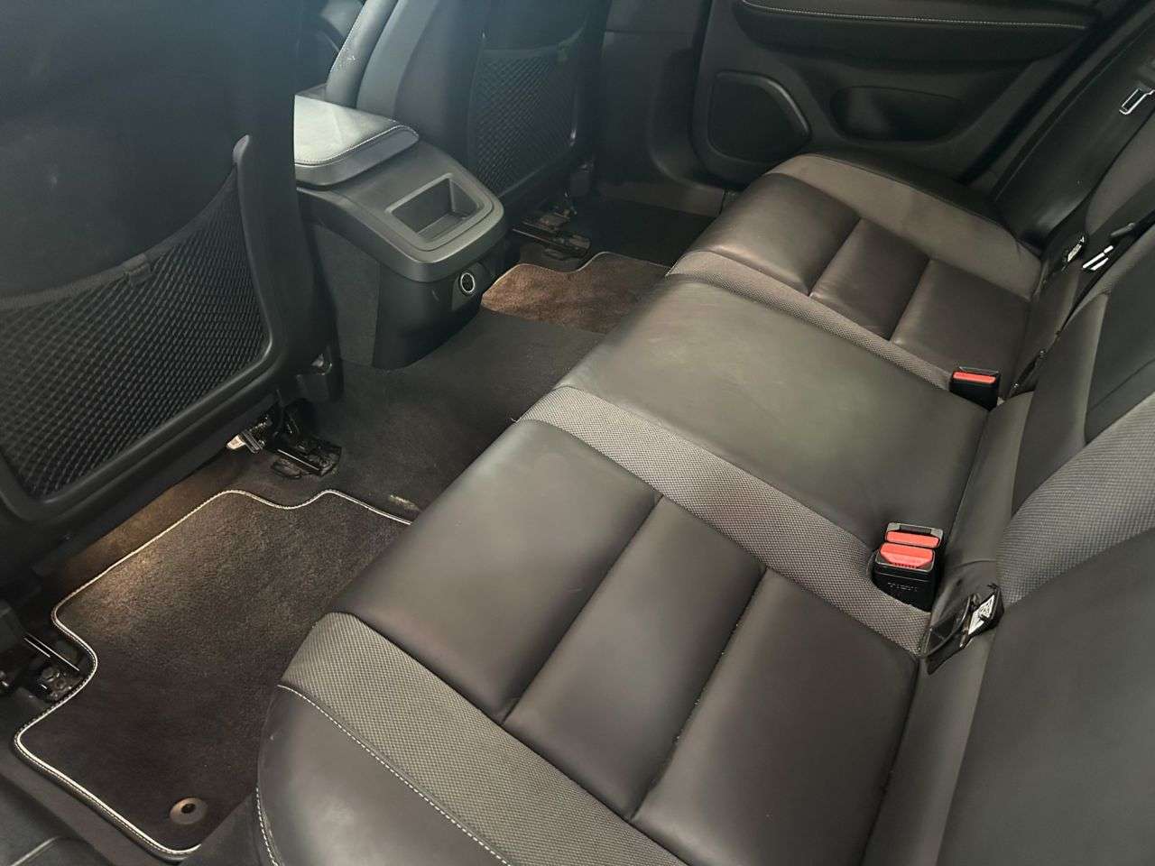 2019 VOLVO V60 2019 VOLVO V60
