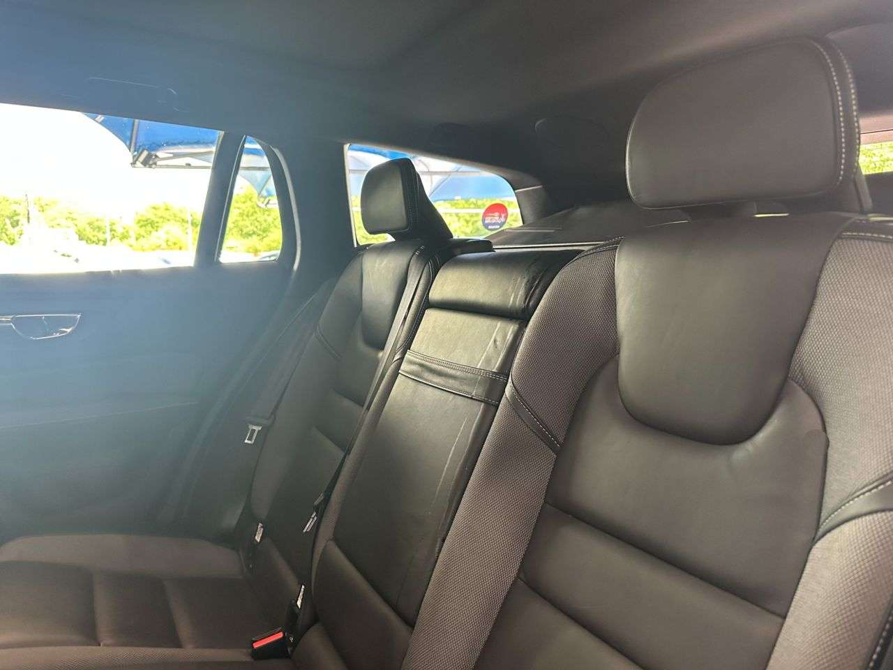 2019 VOLVO V60 2019 VOLVO V60