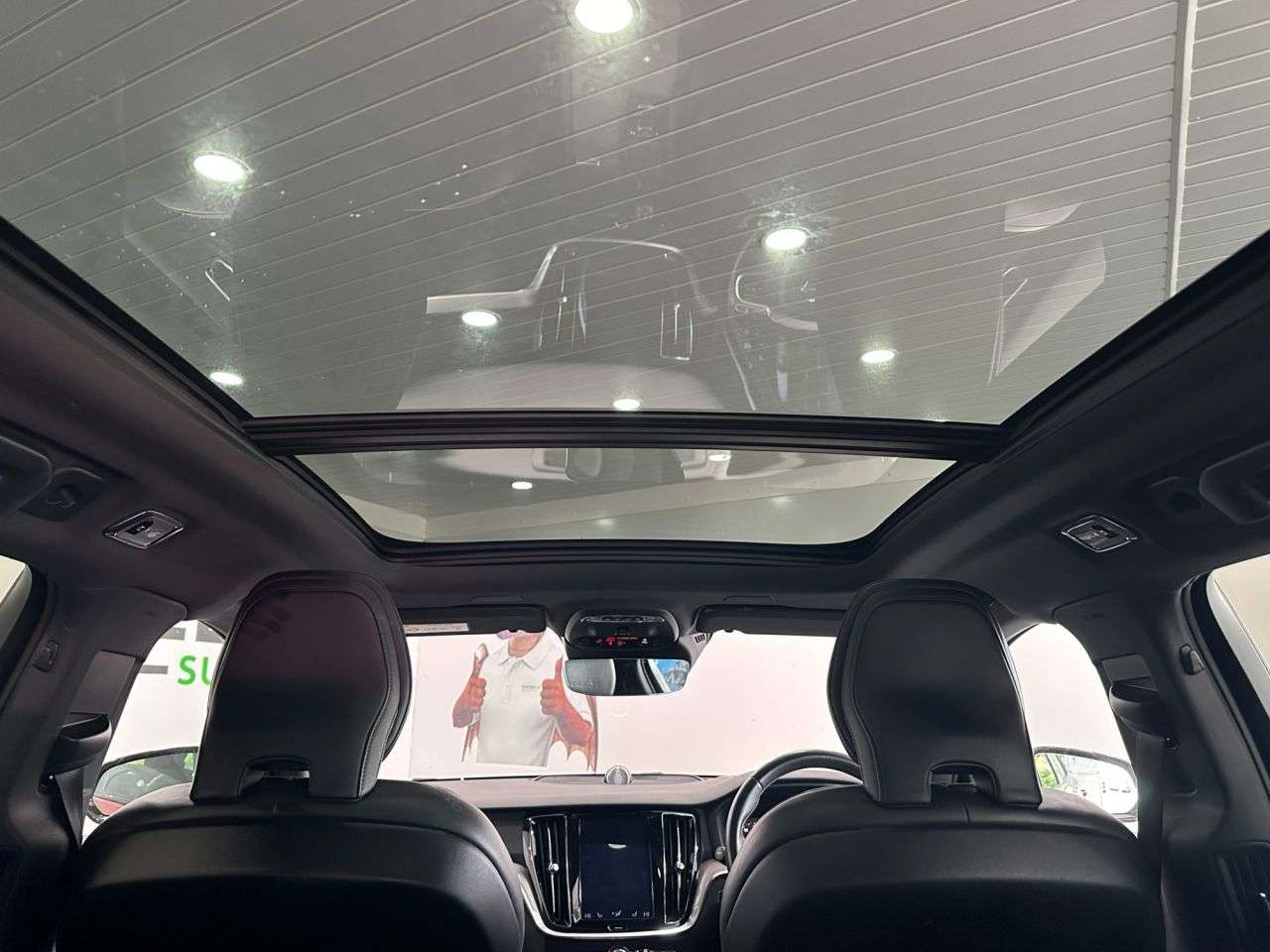 2019 VOLVO V60 2019 VOLVO V60