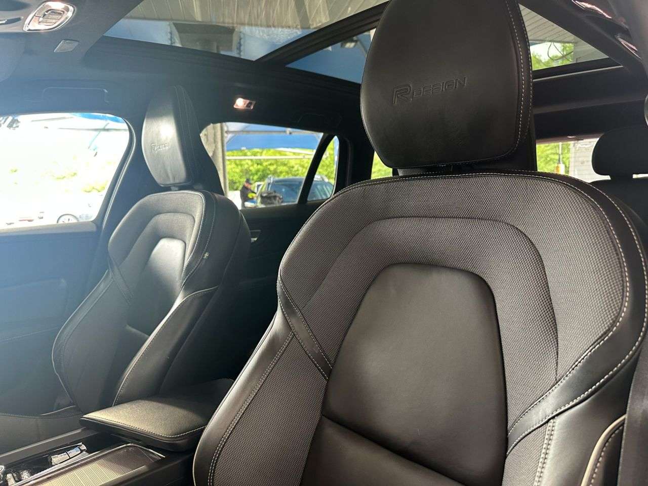 2019 VOLVO V60 2019 VOLVO V60