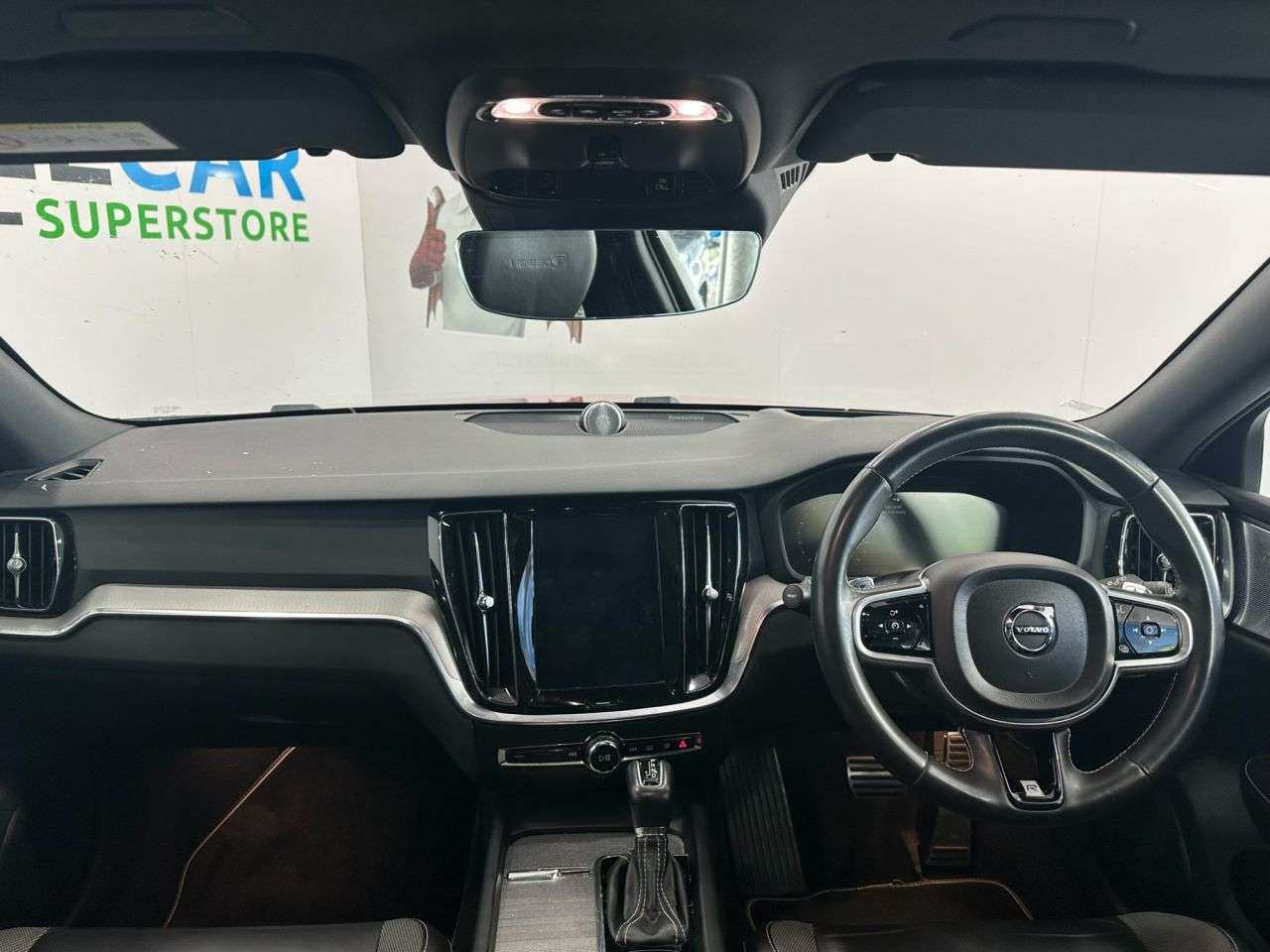 2019 VOLVO V60 2019 VOLVO V60