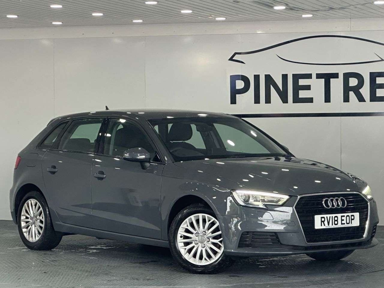 A 2018 AUDI A3 1.5 TFSI CoD SE Technik Sportback 5dr Petrol Manual Euro 6 (s/s) (150 ps) A 2018 AUDI A3 1.5 TFSI CoD SE Technik Sportback 5dr Petrol Manual Euro 6 (s/s) (150 ps)