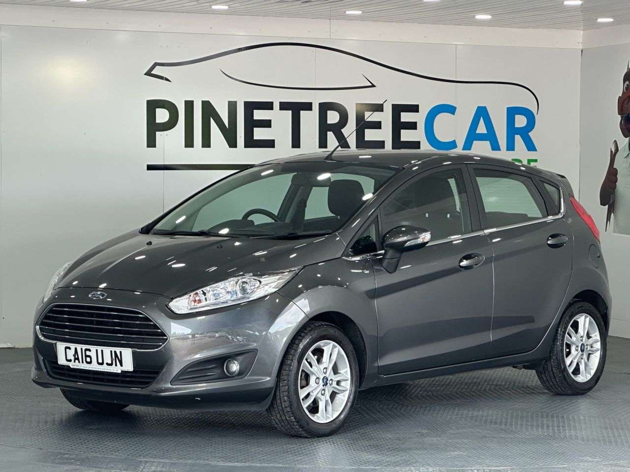 A 2016 FORD FIESTA 1.6 Zetec Hatchback 5dr Petrol Powershift Euro 6 (105 ps) A 2016 FORD FIESTA 1.6 Zetec Hatchback 5dr Petrol Powershift Euro 6 (105 ps)