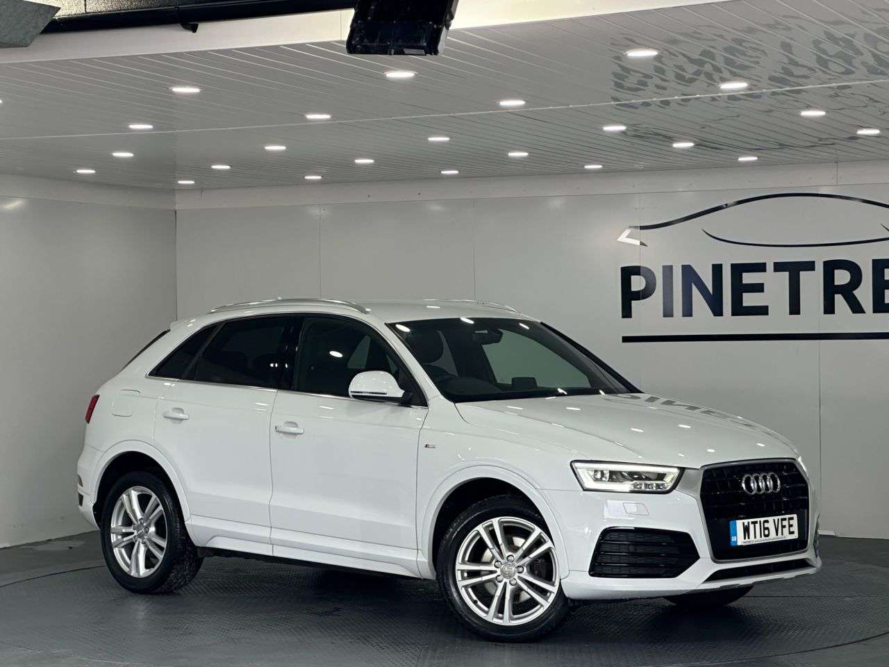 A 2016 AUDI Q3 2.0 TDI S line SUV 5dr Diesel Manual Euro 6 (s/s) (Nav) (150 ps) A 2016 AUDI Q3 2.0 TDI S line SUV 5dr Diesel Manual Euro 6 (s/s) (Nav) (150 ps)