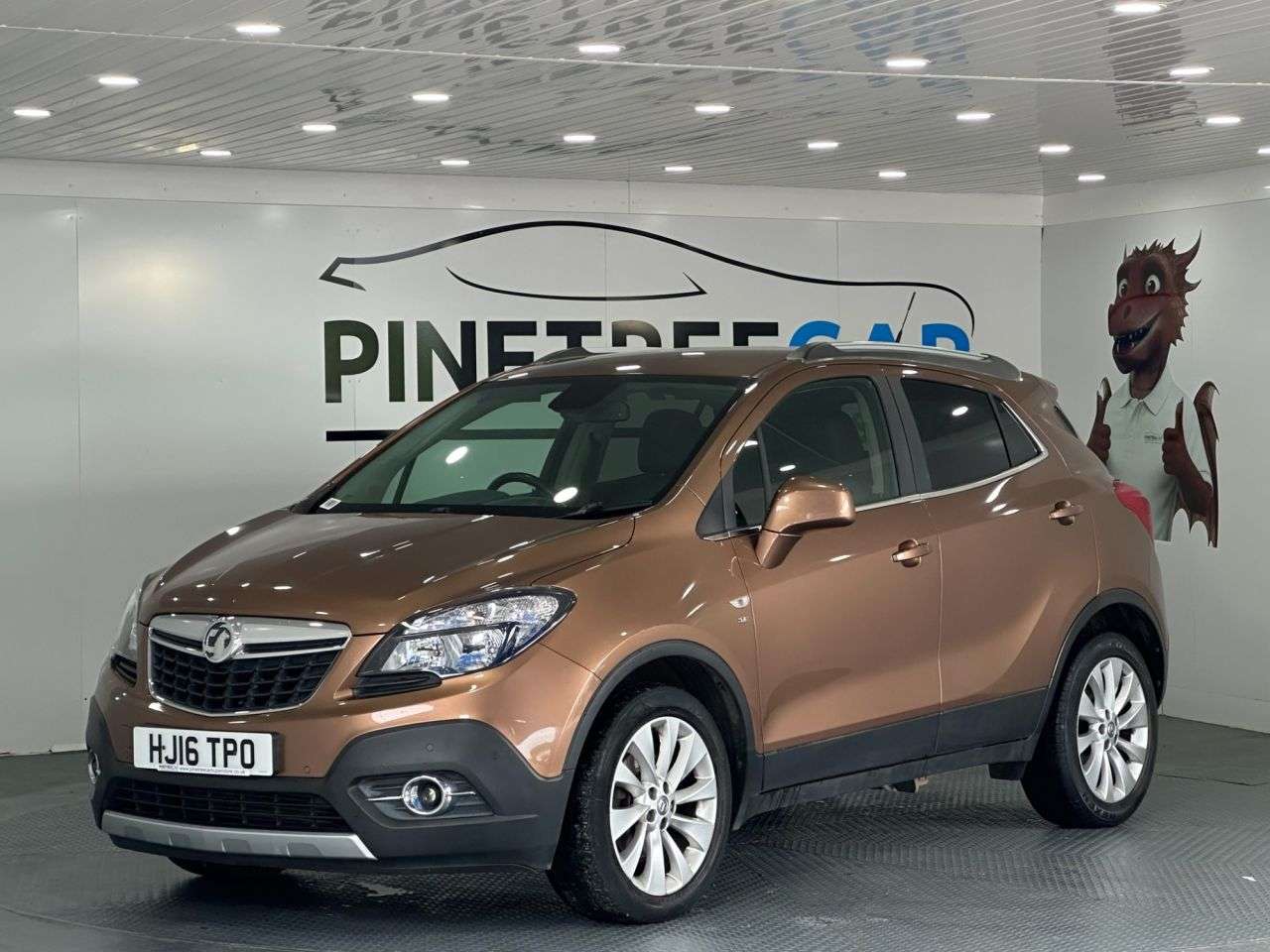 A 2016 VAUXHALL MOKKA 1.6 CDTi SE SUV 5dr Diesel Manual 4WD Euro 6 (s/s) (136 ps) A 2016 VAUXHALL MOKKA 1.6 CDTi SE SUV 5dr Diesel Manual 4WD Euro 6 (s/s) (136 ps)