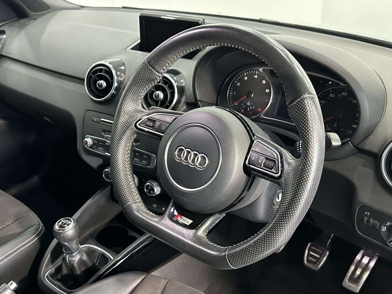 2018 AUDI A1 2018 AUDI A1