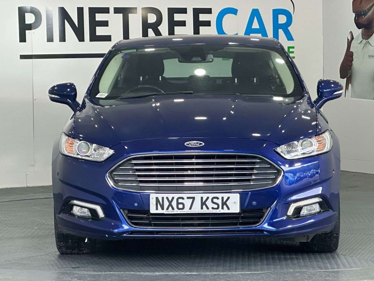 A 2017 FORD MONDEO 2.0 TDCi Titanium Hatchback 5dr Diesel Powershift Euro 6 (s/s) (150 ps) A 2017 FORD MONDEO 2.0 TDCi Titanium Hatchback 5dr Diesel Powershift Euro 6 (s/s) (150 ps)