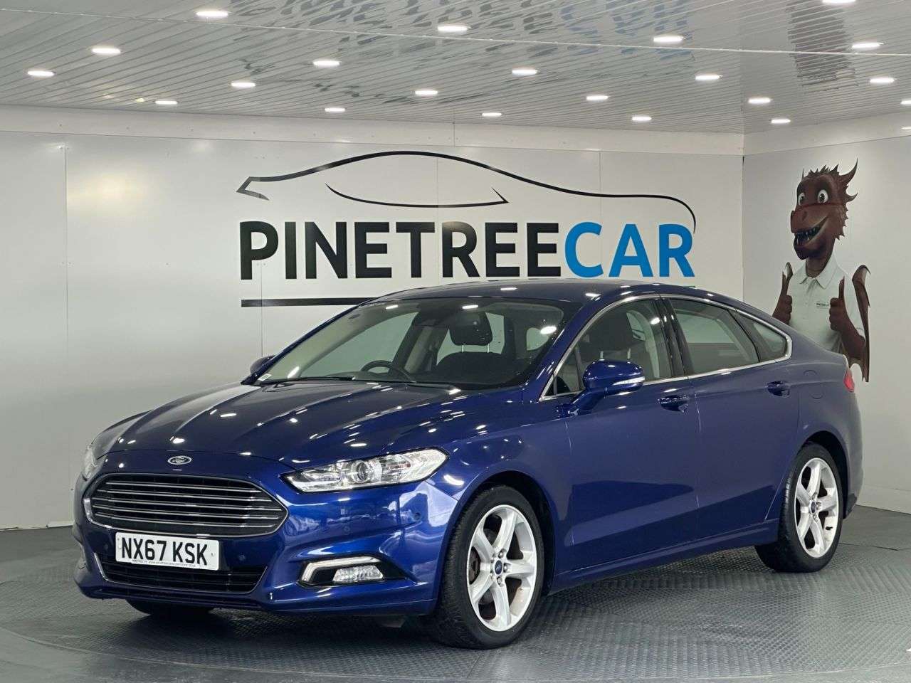 A 2017 FORD MONDEO 2.0 TDCi Titanium Hatchback 5dr Diesel Powershift Euro 6 (s/s) (150 ps) A 2017 FORD MONDEO 2.0 TDCi Titanium Hatchback 5dr Diesel Powershift Euro 6 (s/s) (150 ps)