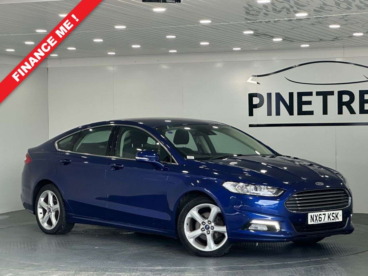 A 2017 FORD MONDEO 2.0 TDCi Titanium Hatchback 5dr Diesel Powershift Euro 6 (s/s) (150 ps) A 2017 FORD MONDEO 2.0 TDCi Titanium Hatchback 5dr Diesel Powershift Euro 6 (s/s) (150 ps)
