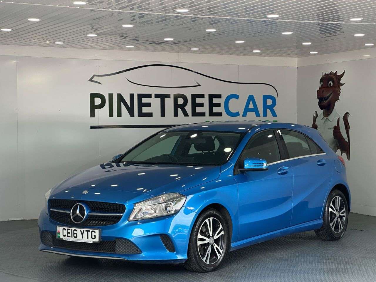 A 2016 MERCEDES-BENZ A-CLASS 1.5 A180d SE Hatchback 5dr Diesel Manual Euro 6 (s/s) (109 ps) A 2016 MERCEDES-BENZ A-CLASS 1.5 A180d SE Hatchback 5dr Diesel Manual Euro 6 (s/s) (109 ps)