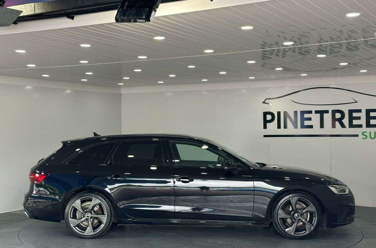 2022 AUDI A4 AVANT 2022 AUDI A4 AVANT