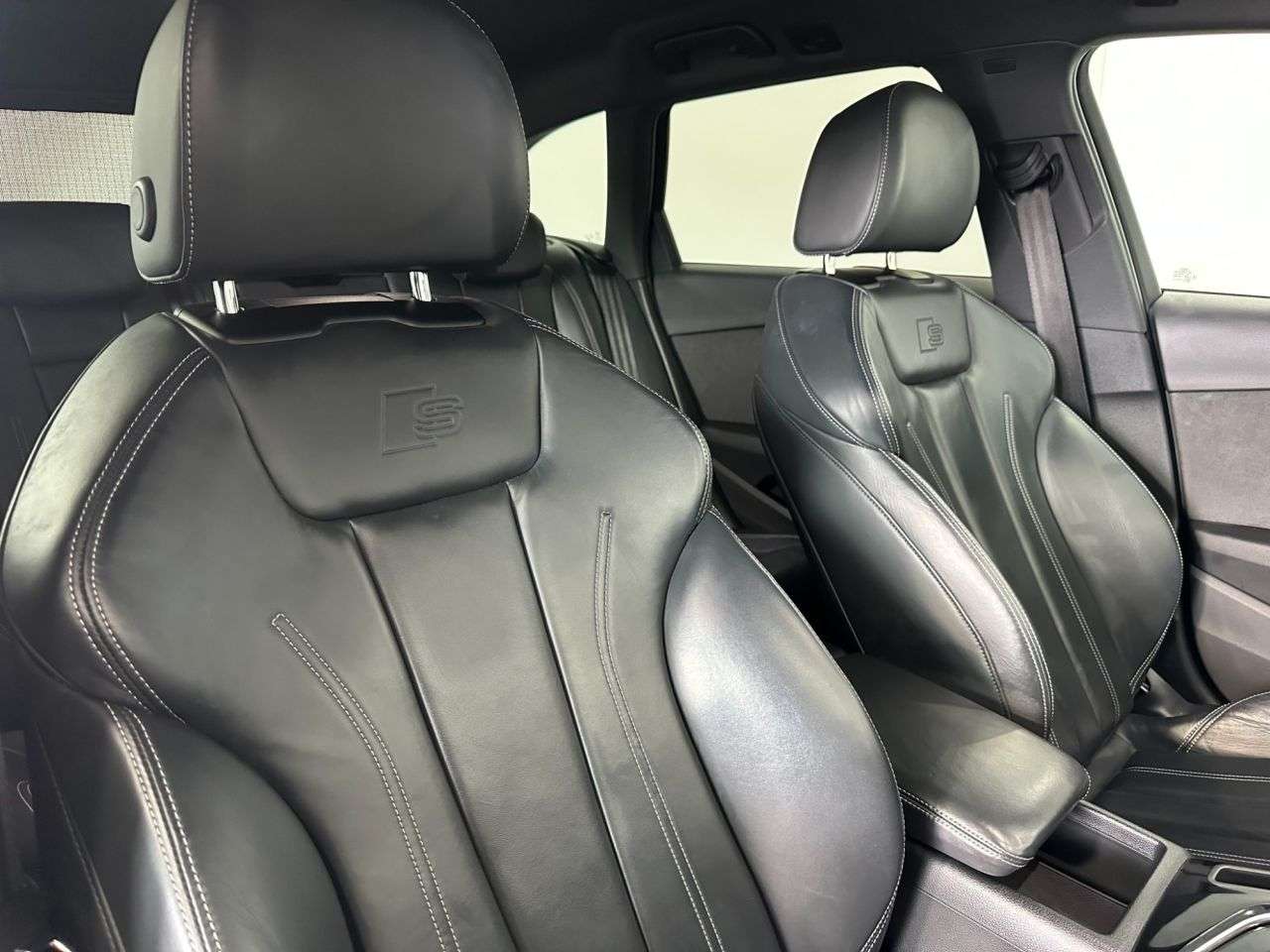2022 AUDI A4 AVANT 2022 AUDI A4 AVANT