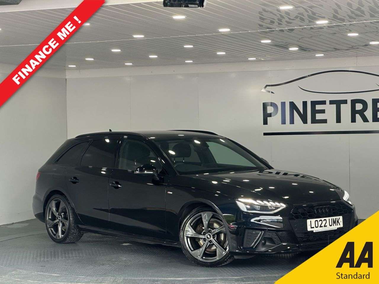 A 2022 AUDI A4 AVANT 2.0 TFSI 35 Black Edition Estate 5dr Petrol S Tronic Euro 6 (s/s) (150 ps) A 2022 AUDI A4 AVANT 2.0 TFSI 35 Black Edition Estate 5dr Petrol S Tronic Euro 6 (s/s) (150 ps)