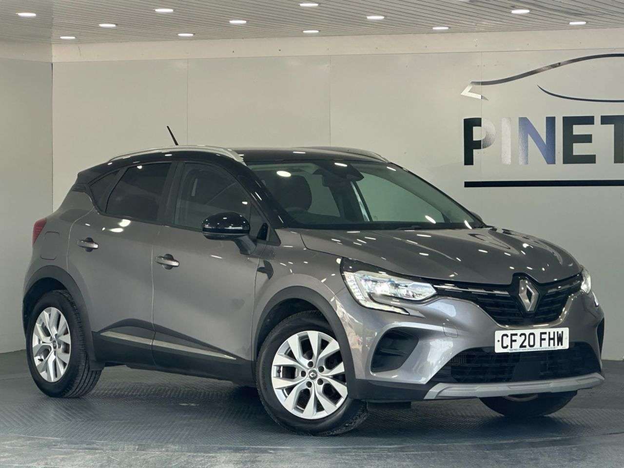 A 2020 RENAULT CAPTUR 1.0 TCe Iconic SUV 5dr Petrol Manual Euro 6 (s/s) (100 ps) A 2020 RENAULT CAPTUR 1.0 TCe Iconic SUV 5dr Petrol Manual Euro 6 (s/s) (100 ps)