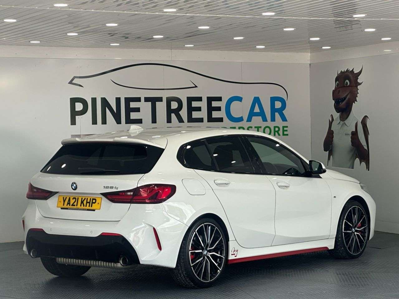 2021 BMW 1 SERIES 2021 BMW 1 SERIES