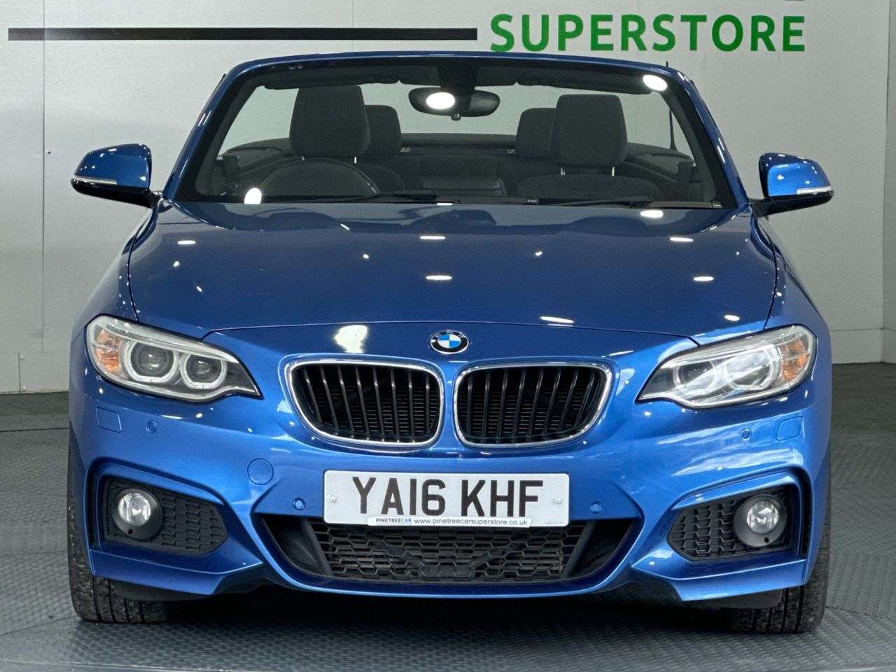 A 2016 BMW 2 SERIES 2.0 220d M Sport Convertible 2dr Diesel Auto Euro 6 (s/s) (190 ps) A 2016 BMW 2 SERIES 2.0 220d M Sport Convertible 2dr Diesel Auto Euro 6 (s/s) (190 ps)