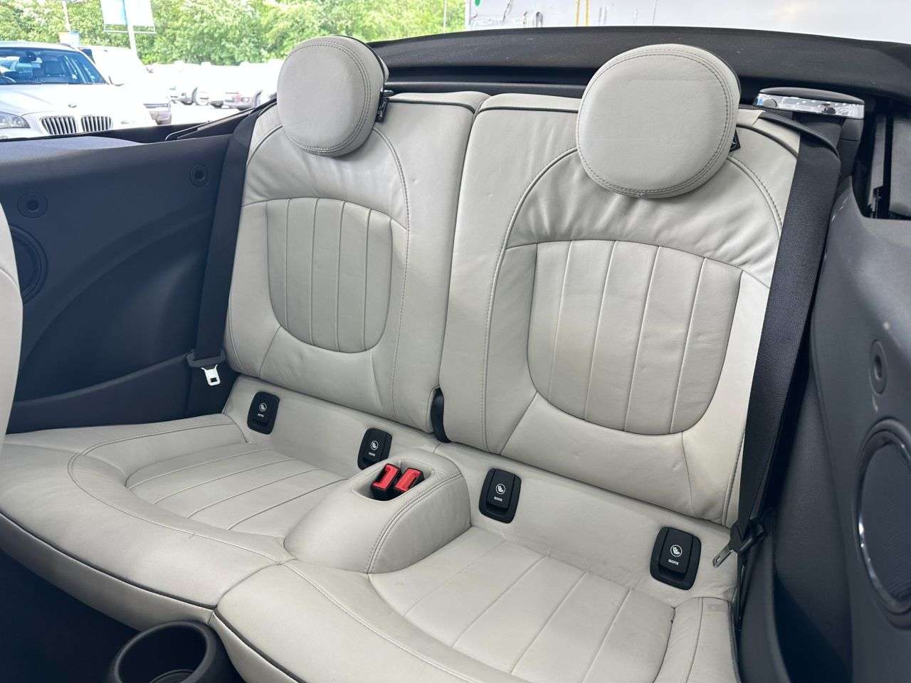 2016 MINI CONVERTIBLE 2016 MINI CONVERTIBLE