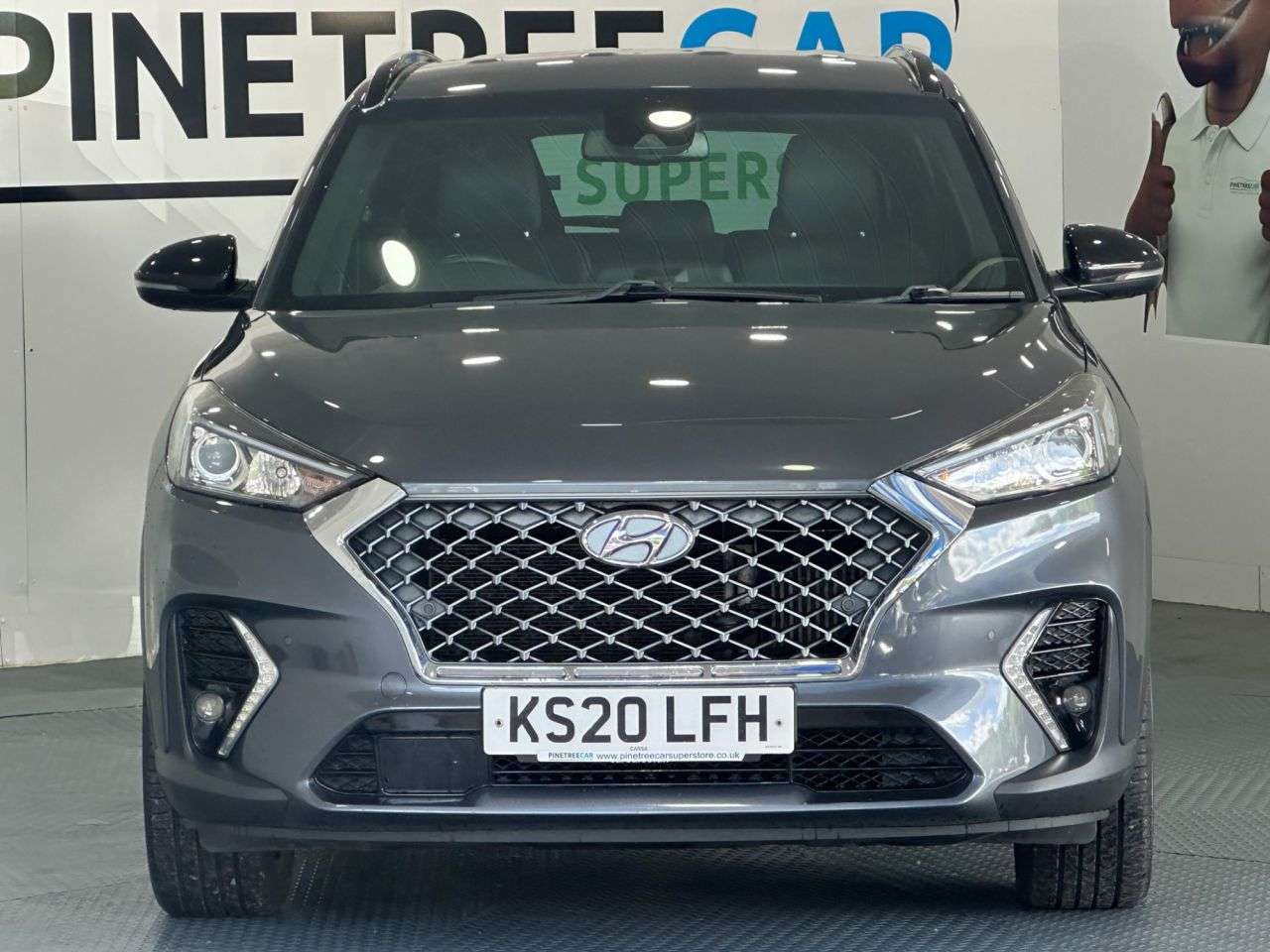 A 2020 HYUNDAI TUCSON 1.6 T-GDi N Line SUV 5dr Petrol DCT Euro 6 (s/s) (177 ps) A 2020 HYUNDAI TUCSON 1.6 T-GDi N Line SUV 5dr Petrol DCT Euro 6 (s/s) (177 ps)